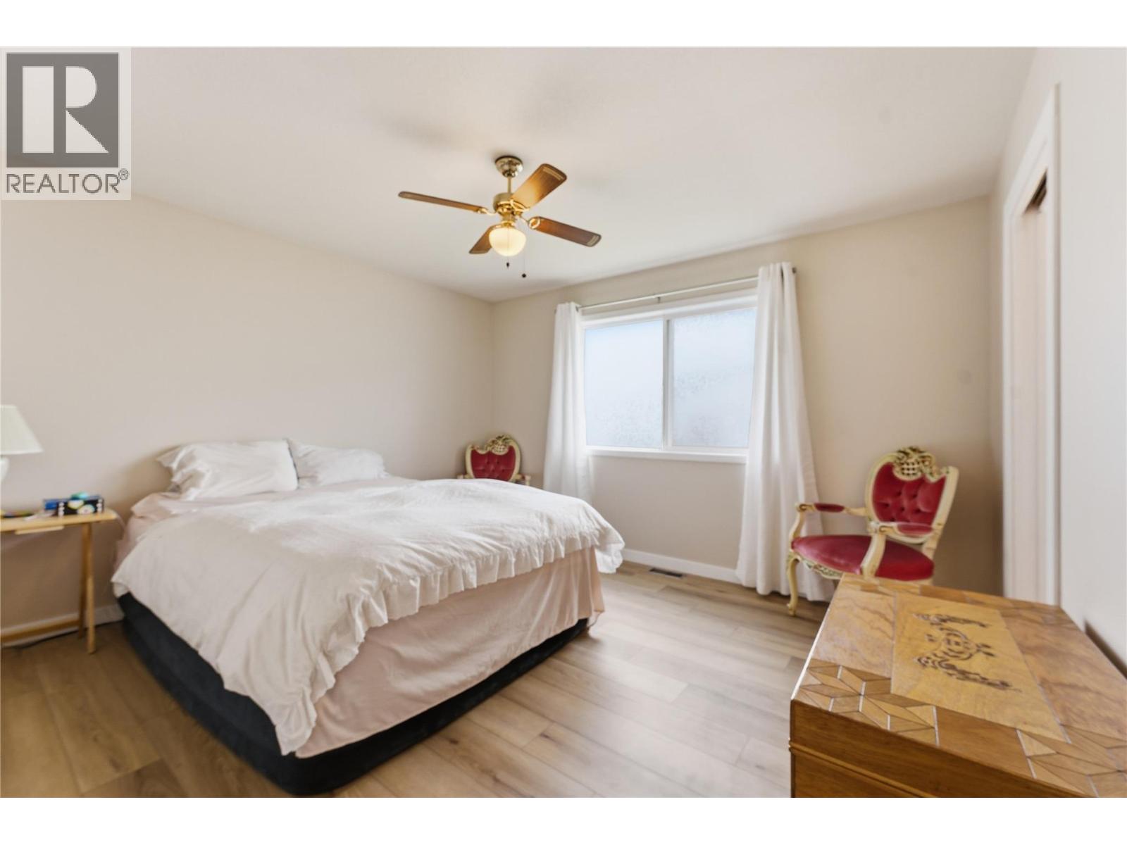 2160 Okanagan Street, Armstrong, British Columbia  V4Y 0C4 - Photo 17 - 10383437