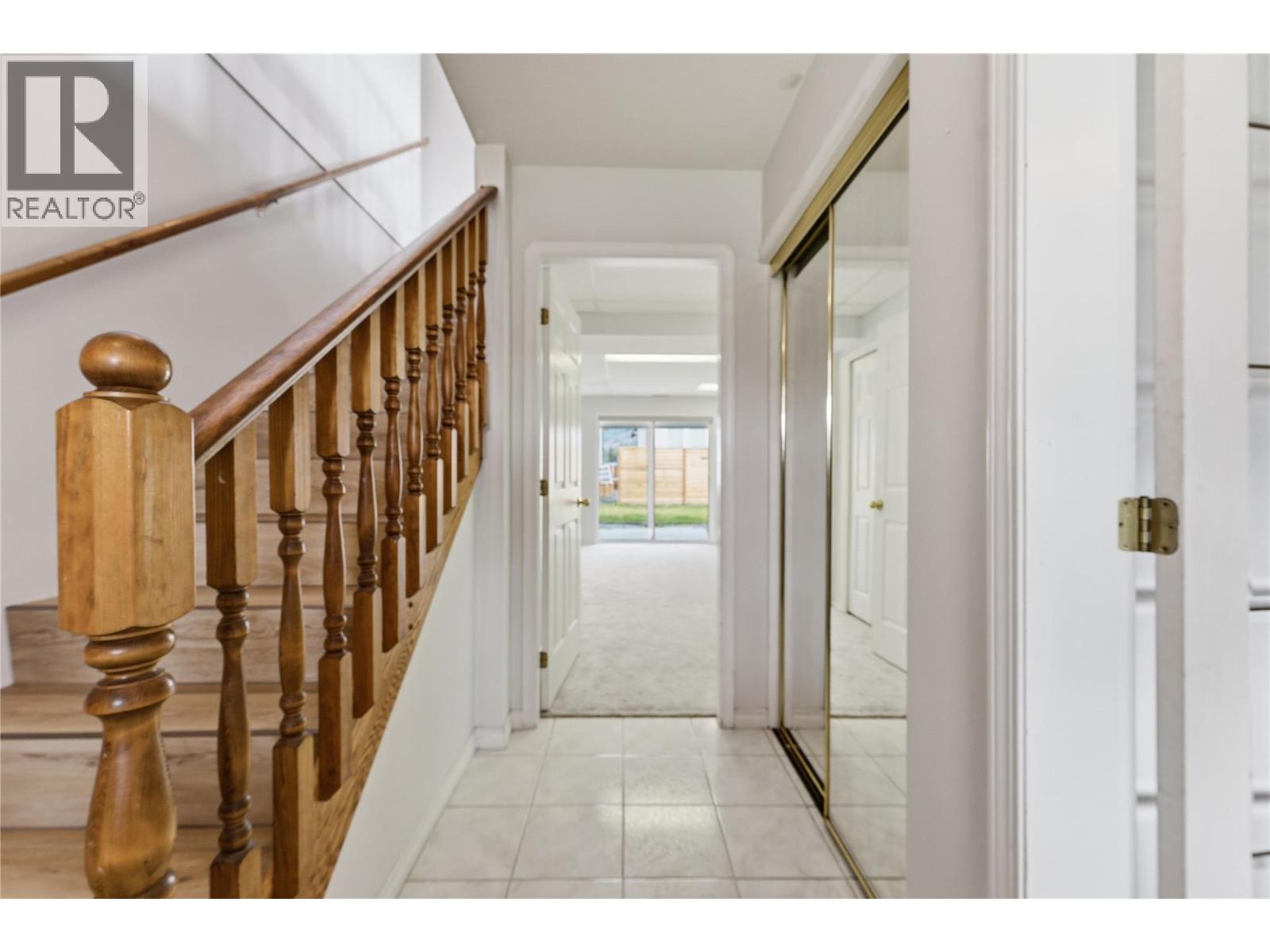 2160 Okanagan Street, Armstrong, British Columbia  V4Y 0C4 - Photo 25 - 10383437