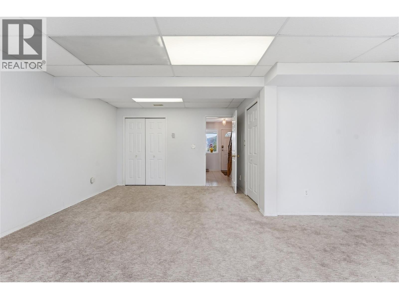 2160 Okanagan Street, Armstrong, British Columbia  V4Y 0C4 - Photo 30 - 10383437