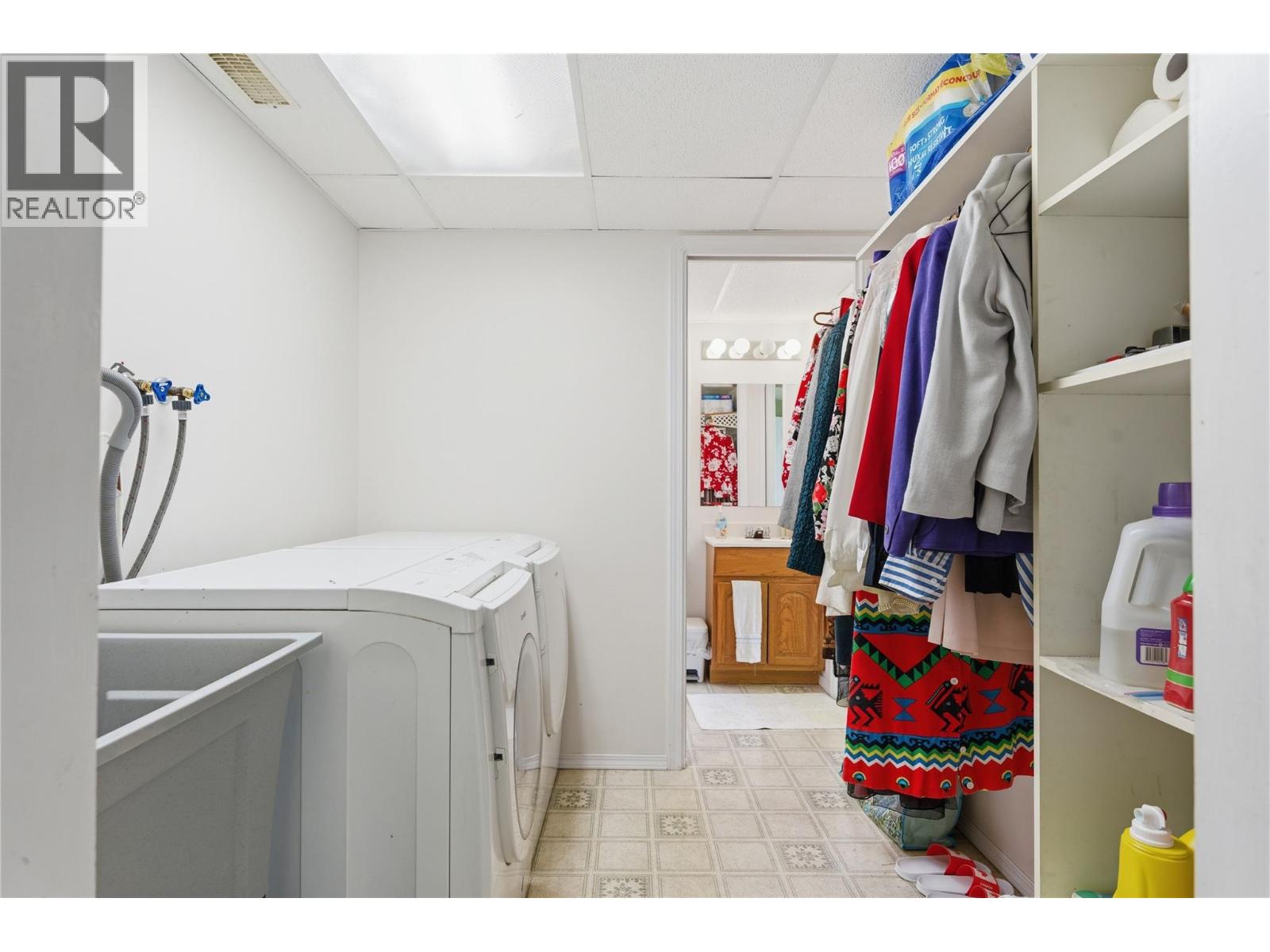 2160 Okanagan Street, Armstrong, British Columbia  V4Y 0C4 - Photo 35 - 10383437