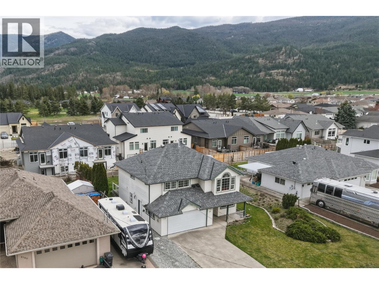 2160 Okanagan Street, Armstrong, British Columbia  V4Y 0C4 - Photo 42 - 10383437