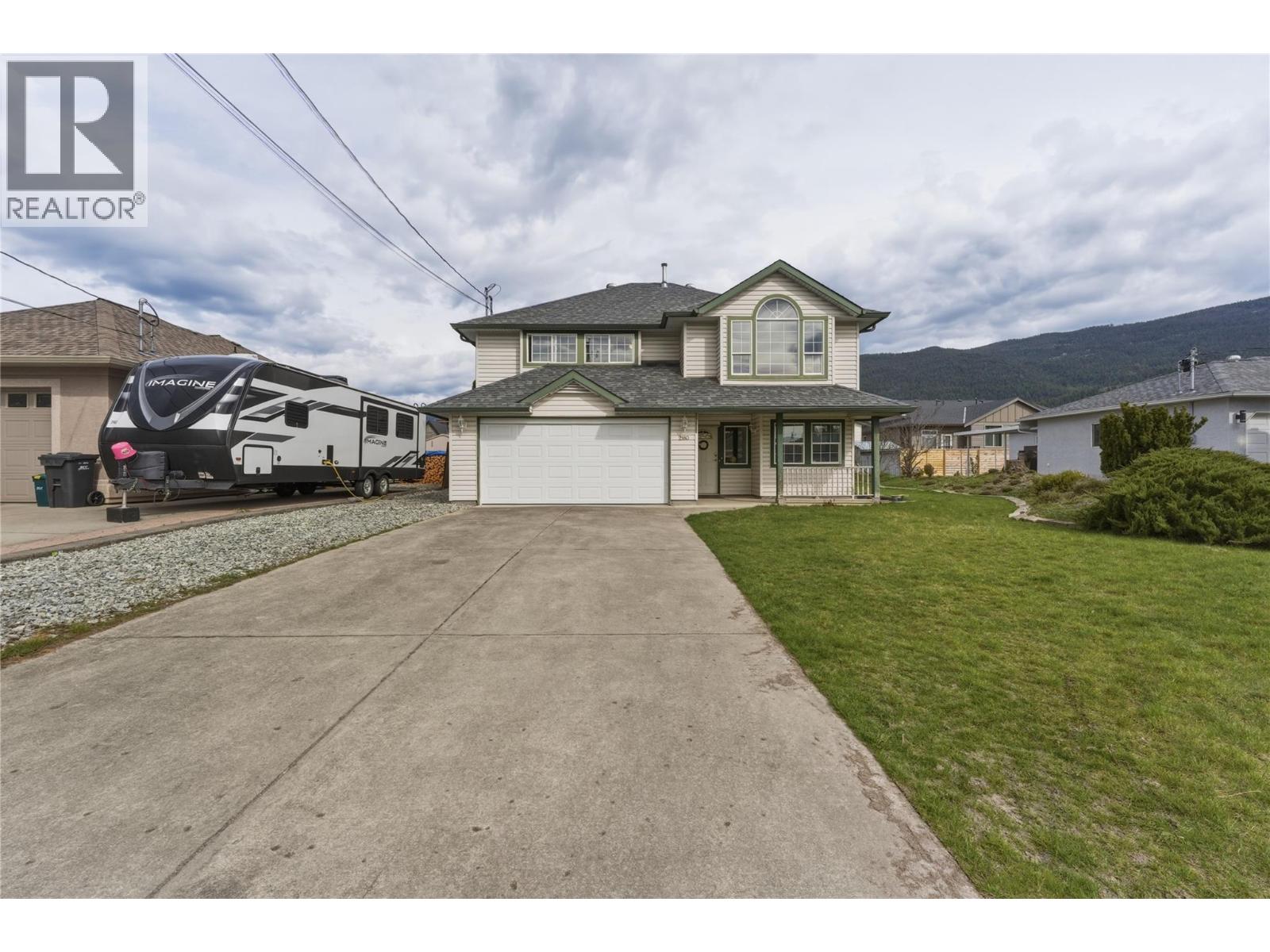 2160 Okanagan Street, Armstrong, British Columbia  V4Y 0C4 - Photo 45 - 10383437