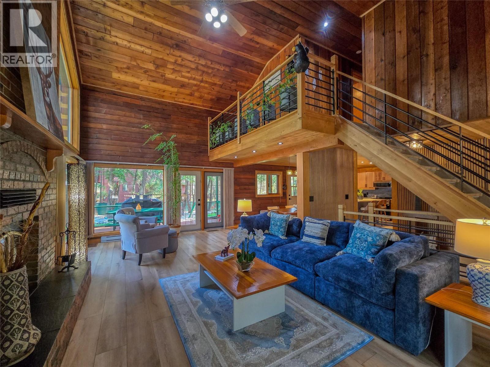 5352 Dutch Creek Road, Fairmont Hot Springs, British Columbia  V0B 1L2 - Photo 2 - 10383277