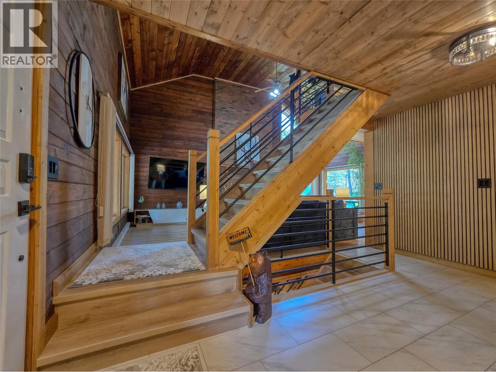 5352 Dutch Creek Road, Fairmont Hot Springs, British Columbia  V0B 1L2 - Photo 20 - 10383277