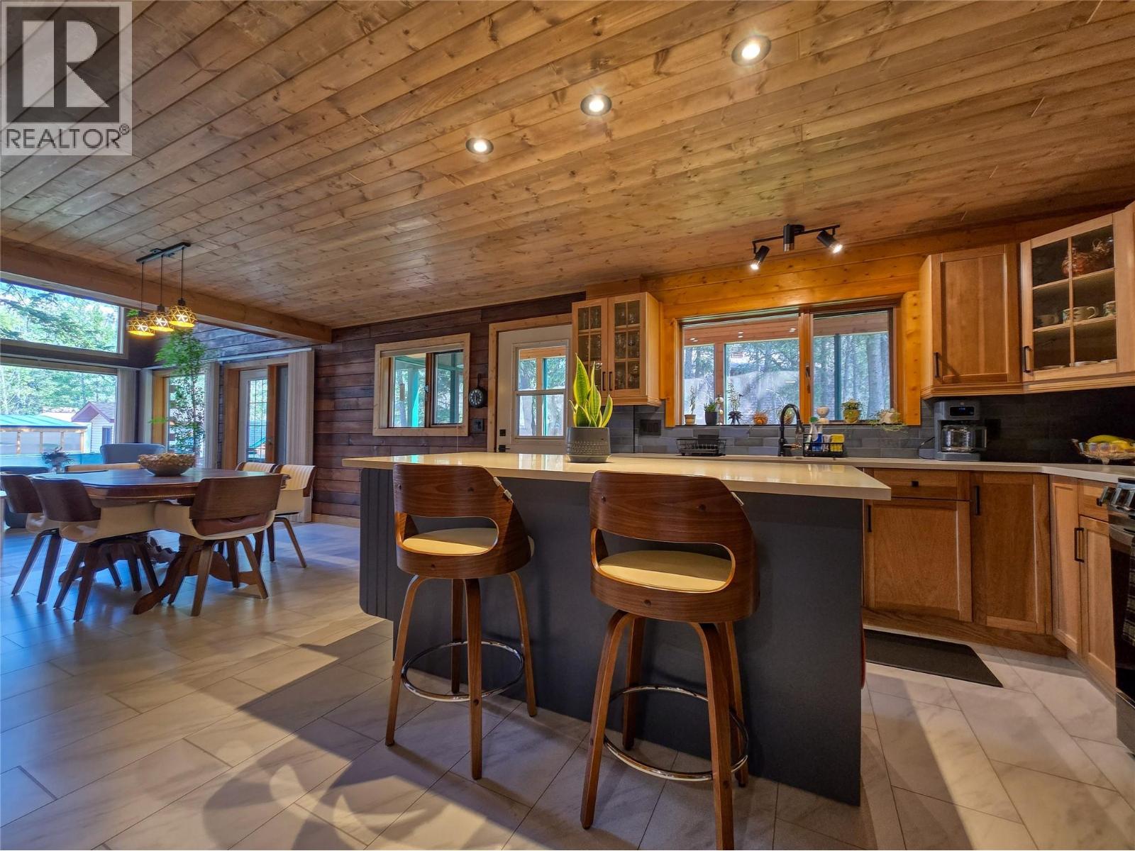 5352 Dutch Creek Road, Fairmont Hot Springs, British Columbia  V0B 1L2 - Photo 29 - 10383277