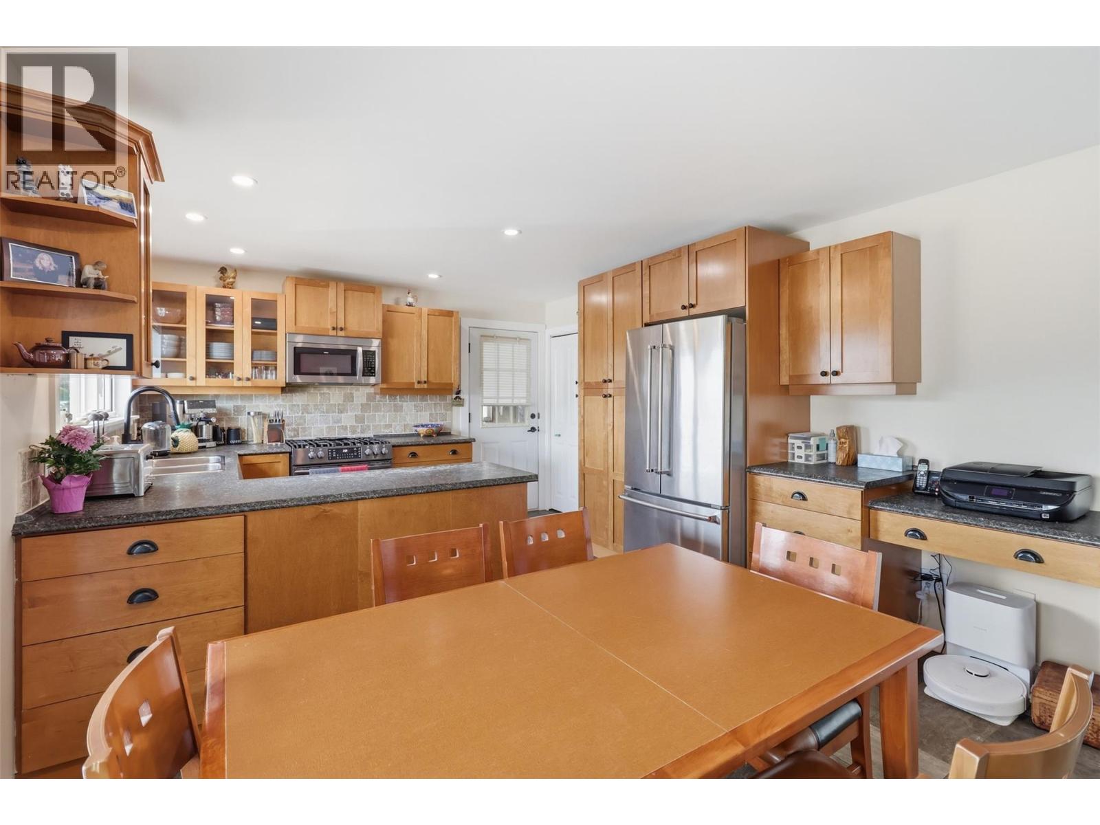 1893 Westsyde Road, Kamloops, British Columbia  V2B 7B9 - Photo 10 - 10383543