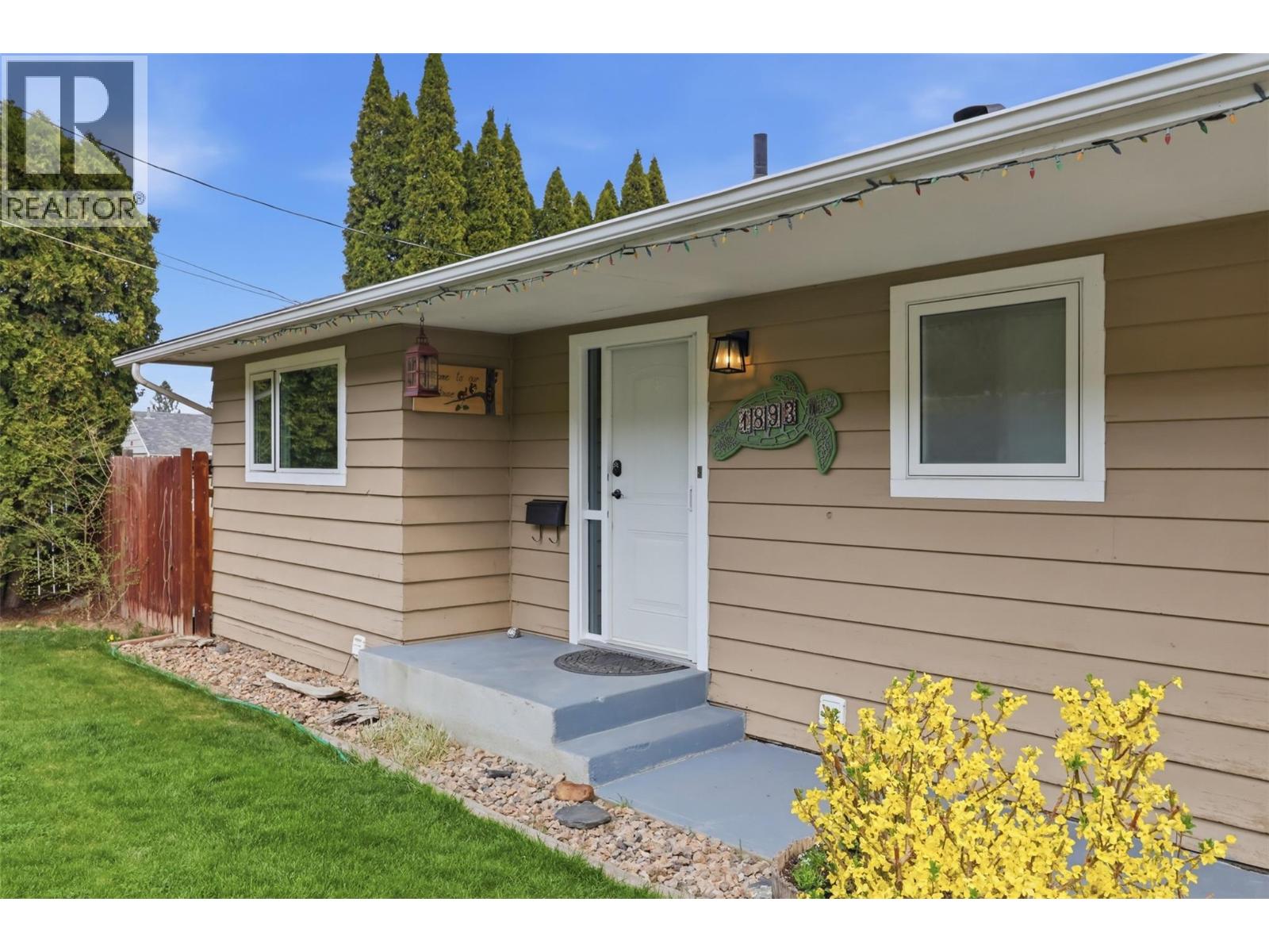 1893 Westsyde Road, Kamloops, British Columbia  V2B 7B9 - Photo 4 - 10383543