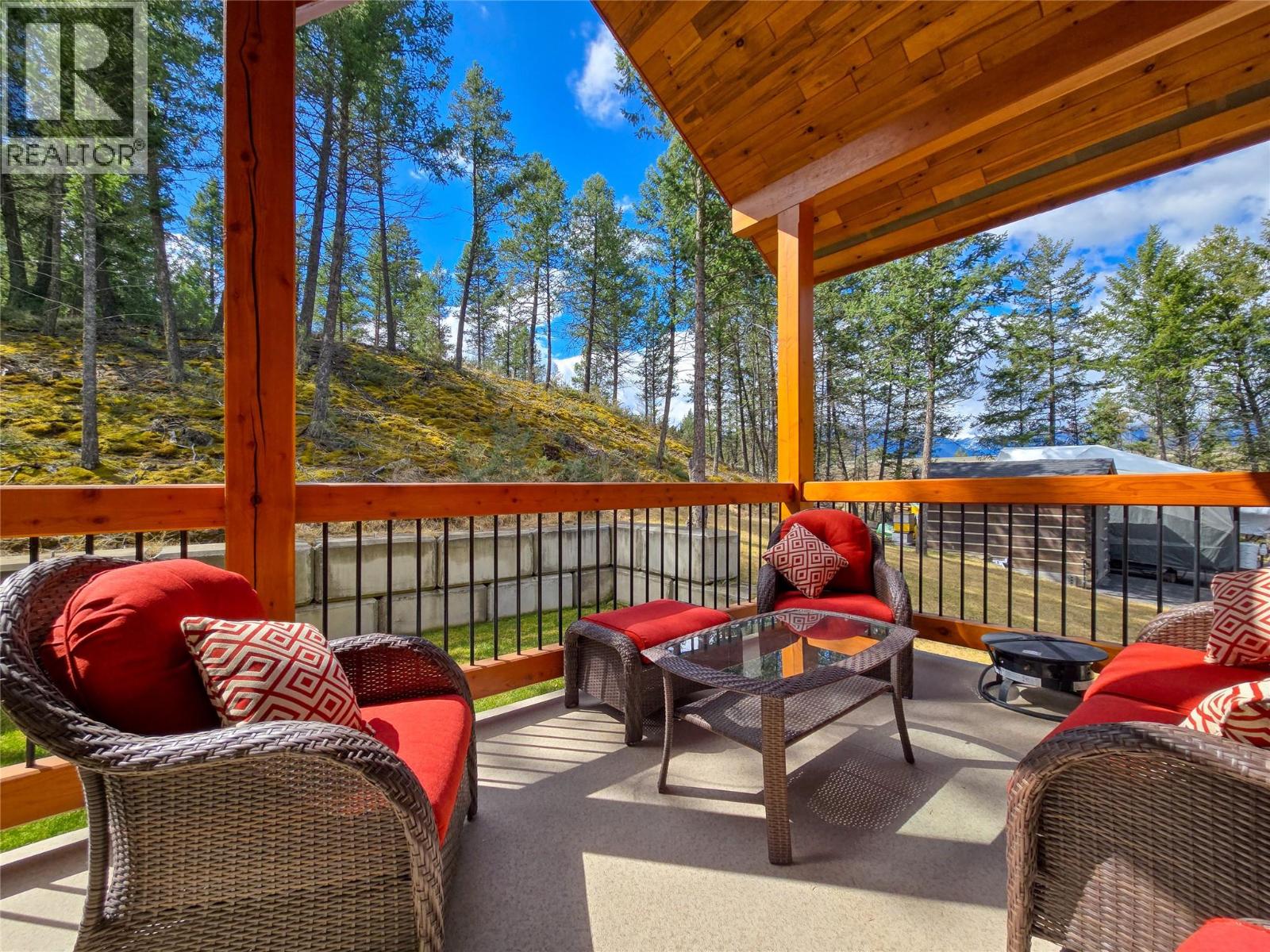 983 Swansea View Road, Invermere, British Columbia  V0A 1K3 - Photo 2 - 10383264