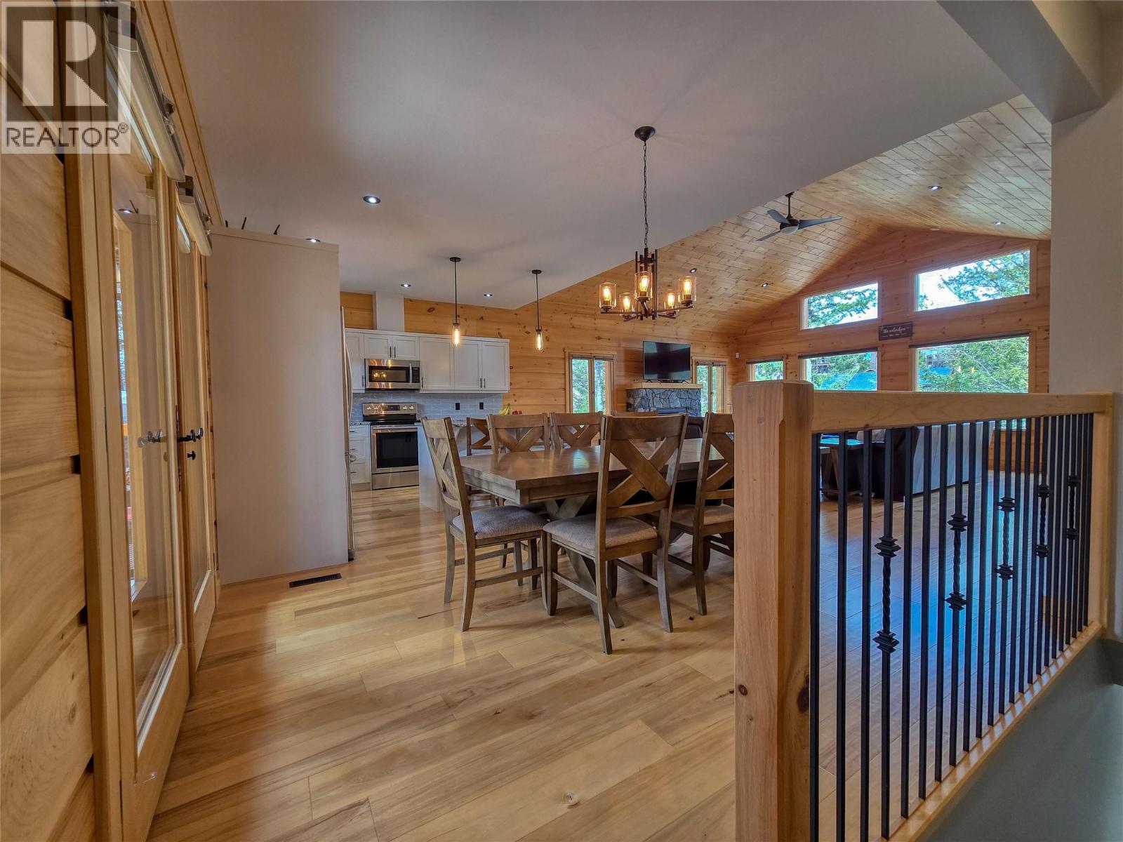 983 Swansea View Road, Invermere, British Columbia  V0A 1K3 - Photo 33 - 10383264