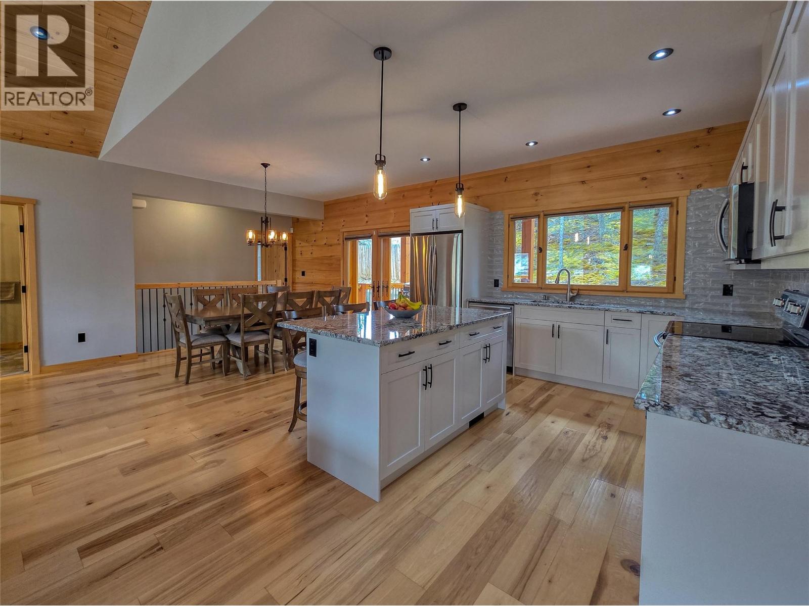 983 Swansea View Road, Invermere, British Columbia  V0A 1K3 - Photo 42 - 10383264