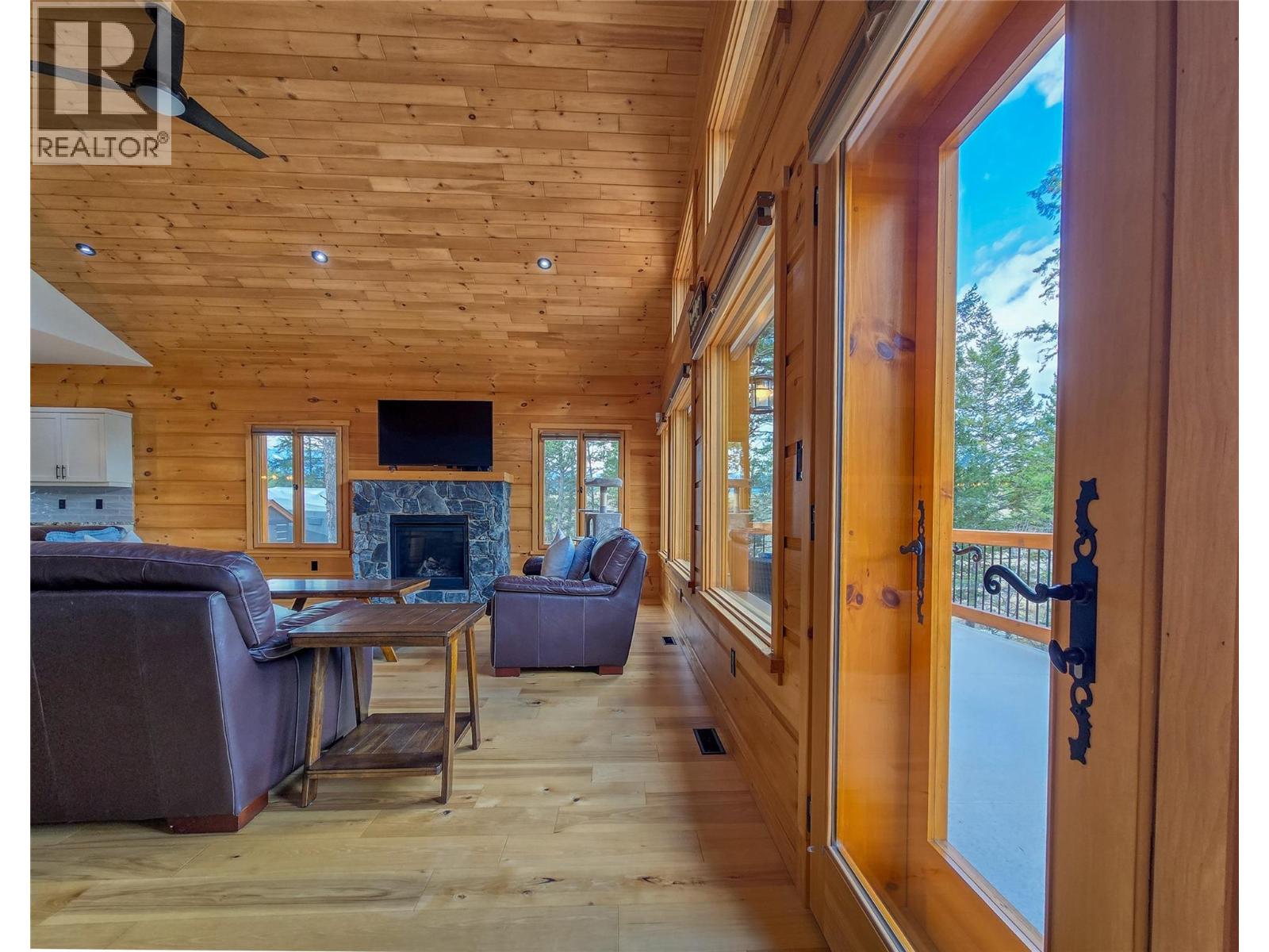 983 Swansea View Road, Invermere, British Columbia  V0A 1K3 - Photo 48 - 10383264