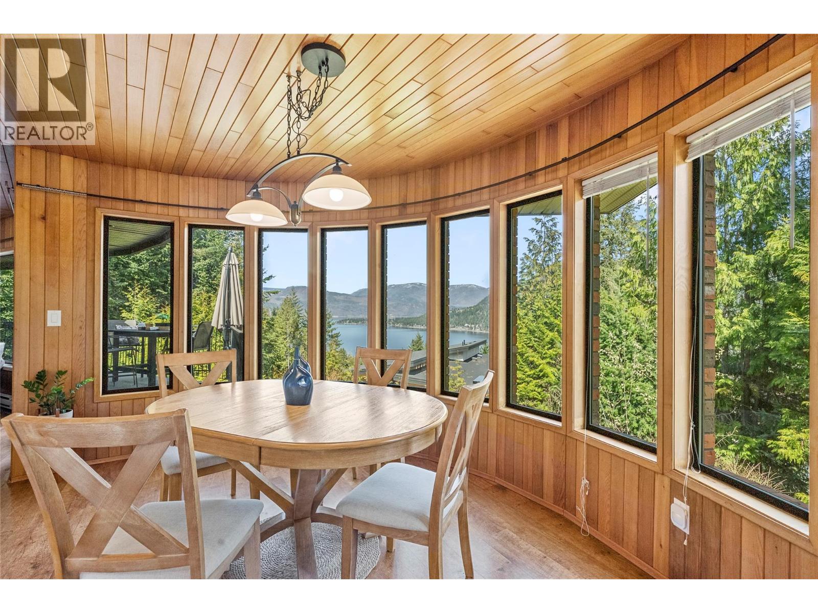 2631 Grand View Place, Blind Bay, British Columbia    - Photo 16 - 10379714