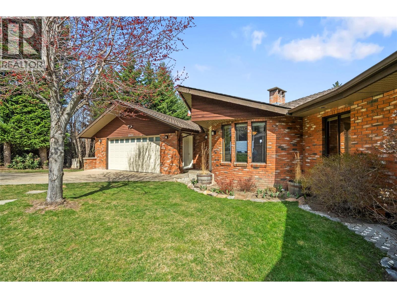 2631 Grand View Place, Blind Bay, British Columbia    - Photo 65 - 10379714