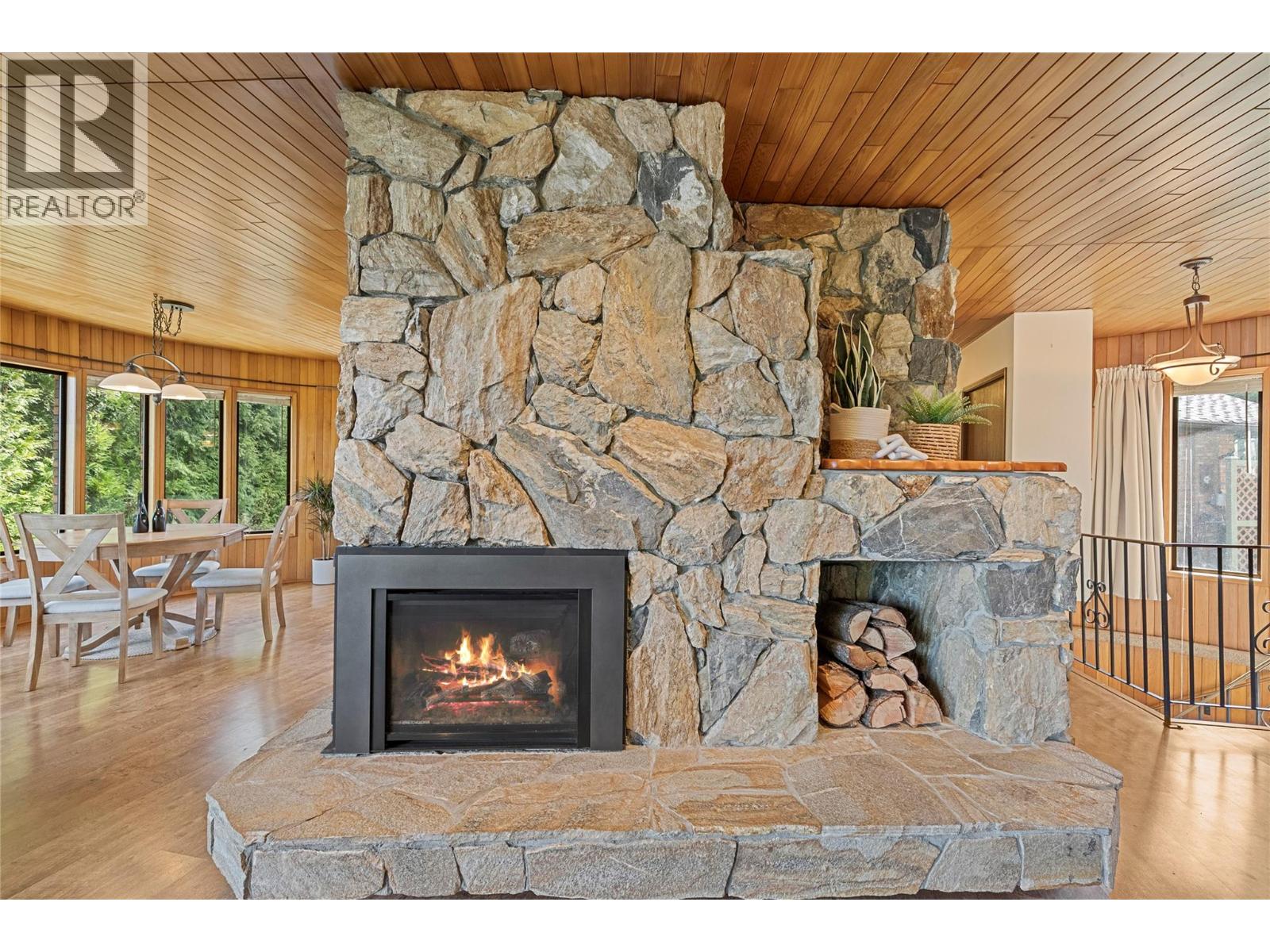 2631 Grand View Place, Blind Bay, British Columbia    - Photo 7 - 10379714