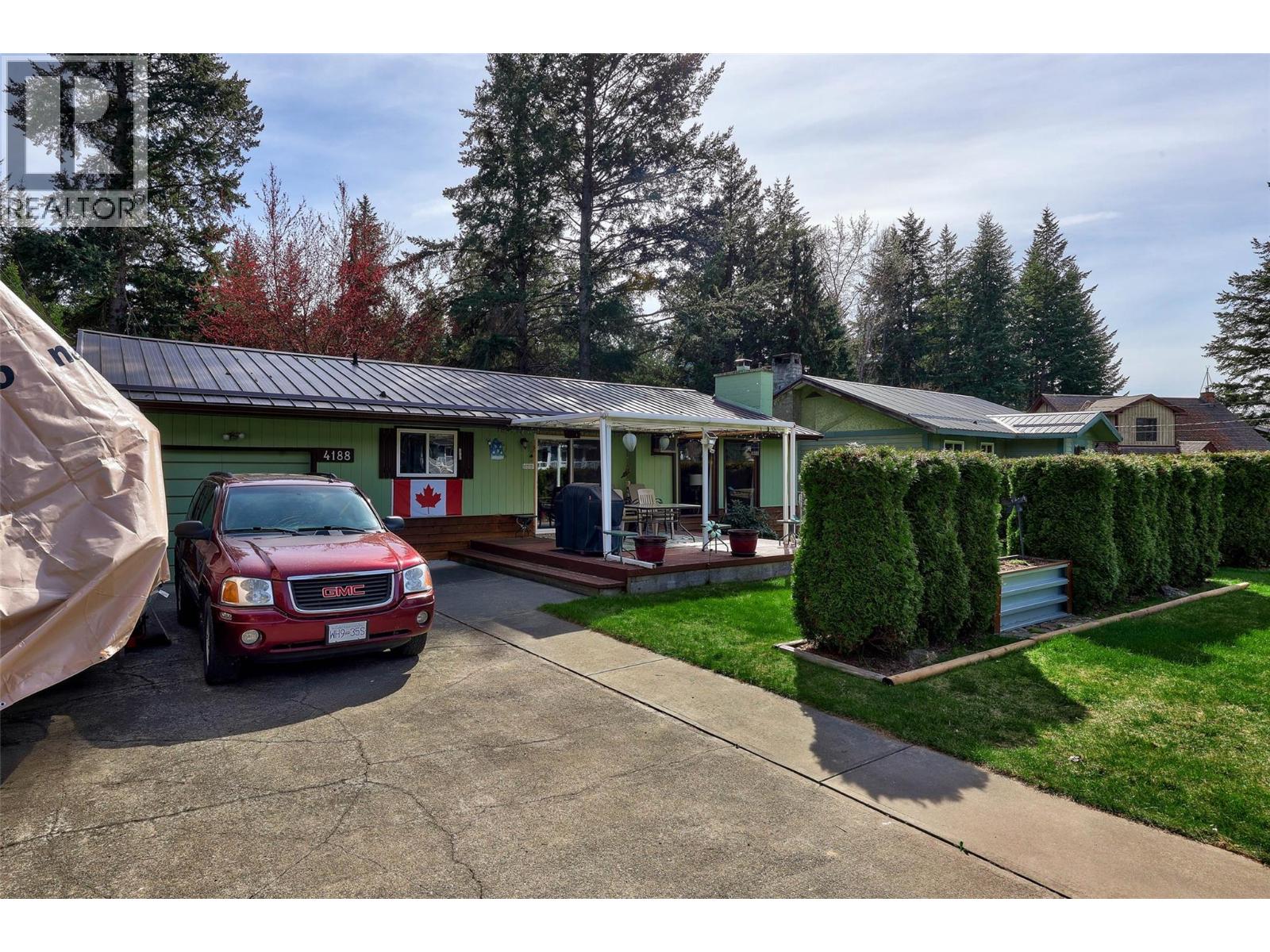 4188 South Ashe Crescent, Scotch Creek, British Columbia  V0E 1M5 - Photo 1 - 10383670