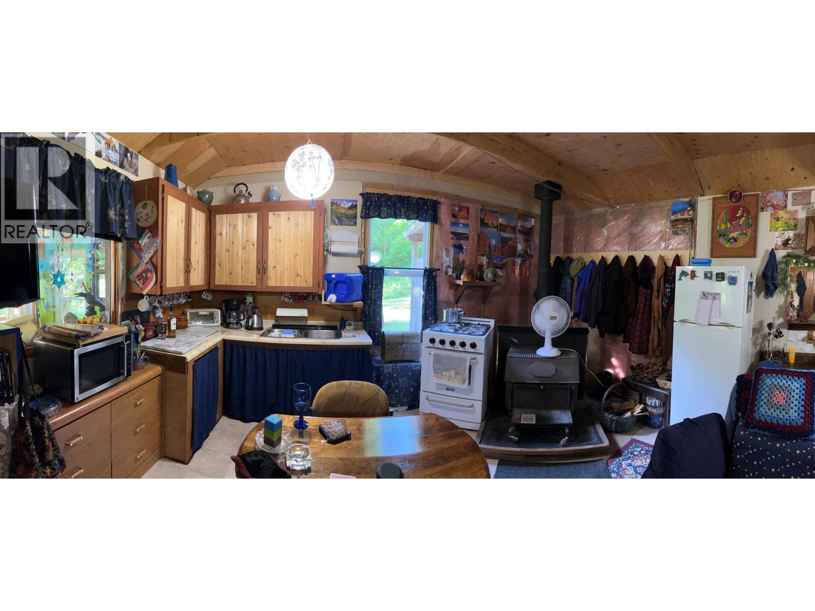 4460 6 Highway, Arrow Park, British Columbia  V0G 1R1 - Photo 22 - 10383655