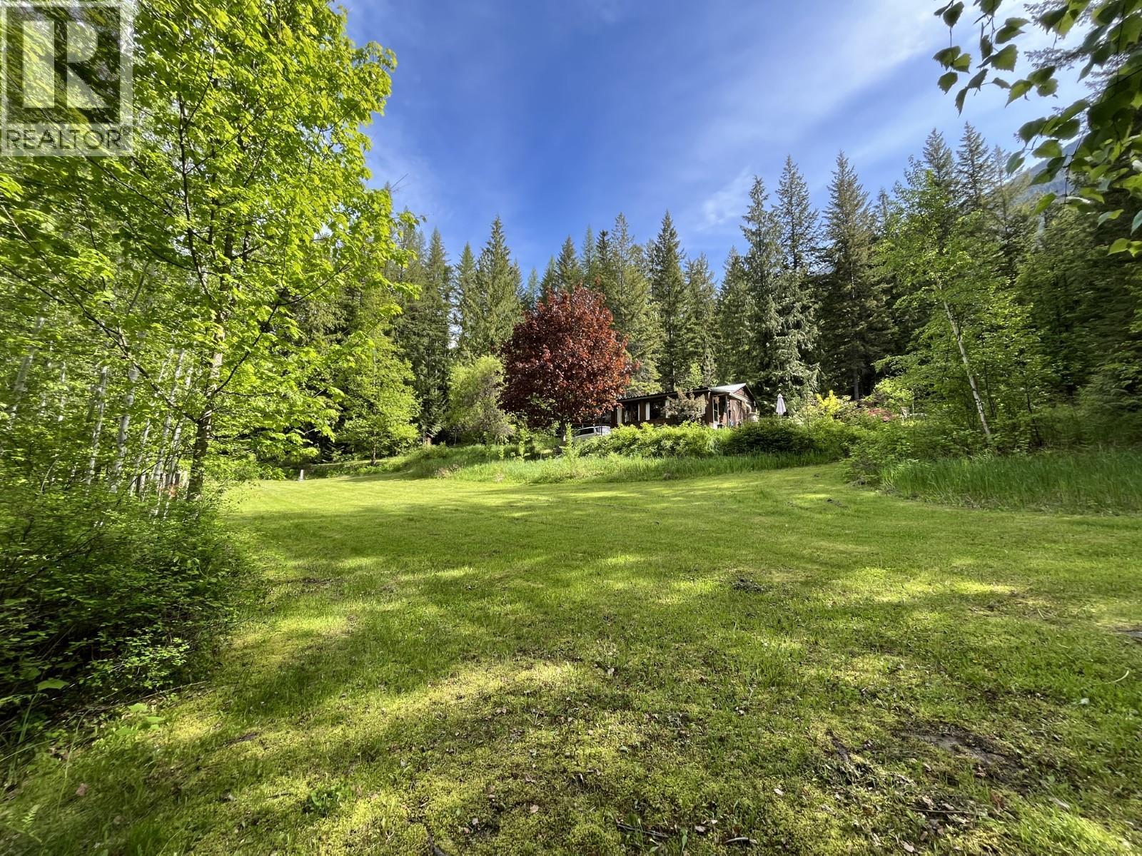 4460 6 Highway, Arrow Park, British Columbia  V0G 1R1 - Photo 27 - 10383655