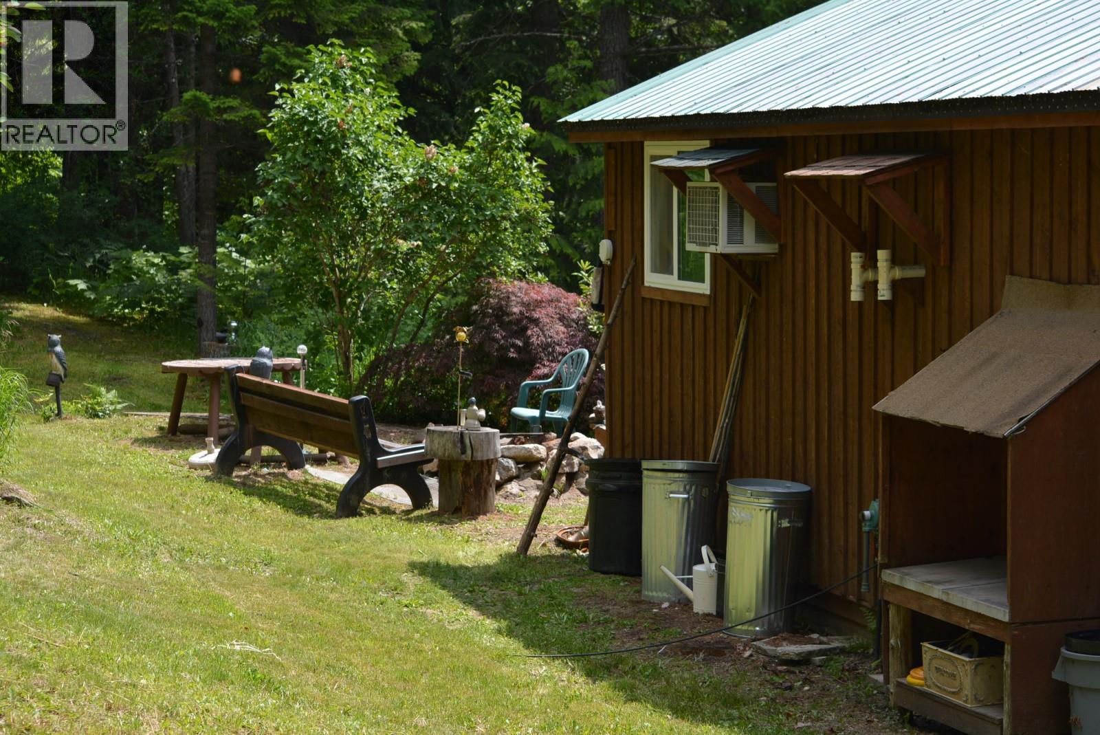 4460 6 Highway, Arrow Park, British Columbia  V0G 1R1 - Photo 35 - 10383655