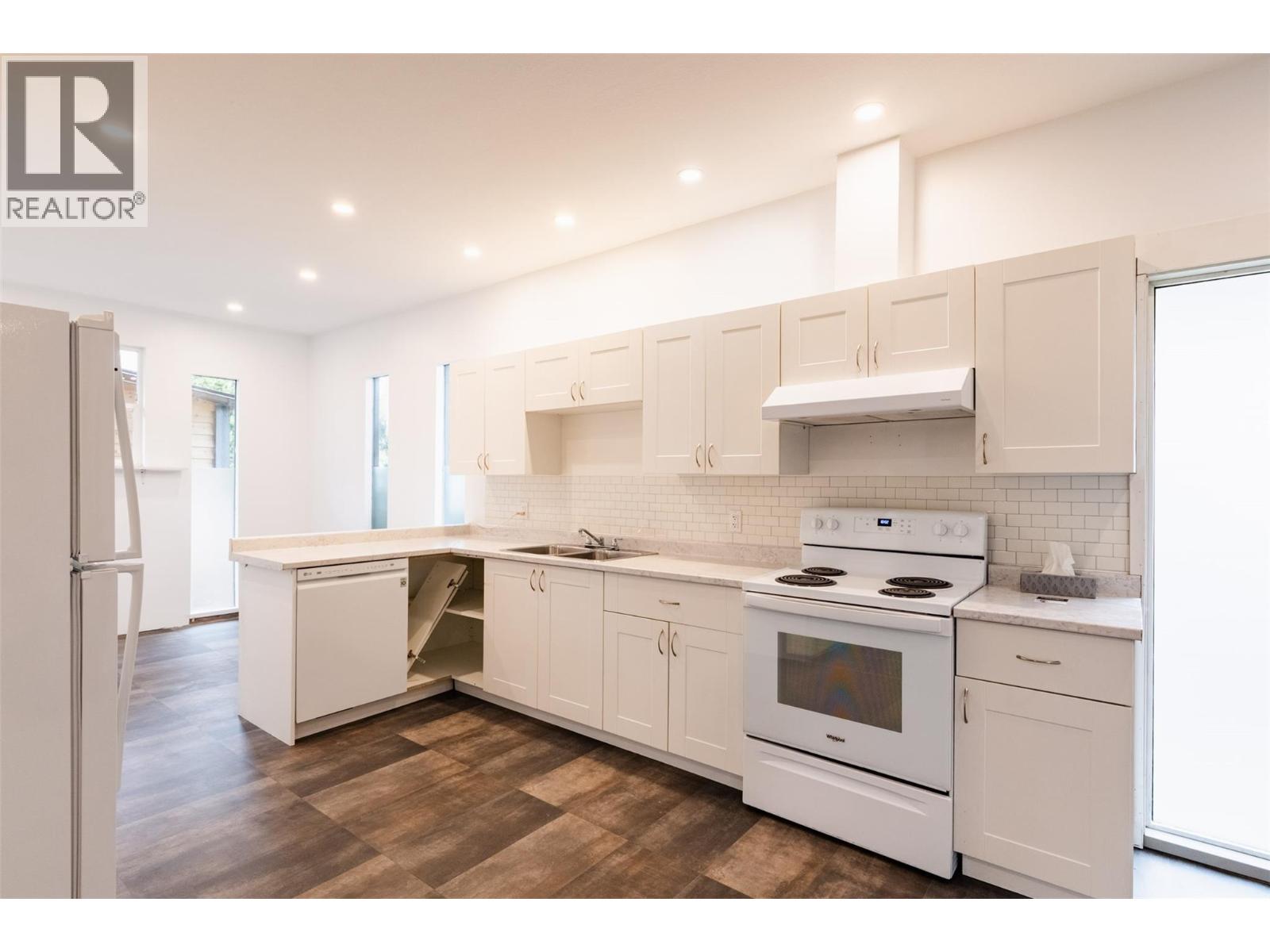 3118 Slocan Park Road, Slocan Park, British Columbia  V0G 2E0 - Photo 6 - 10383489