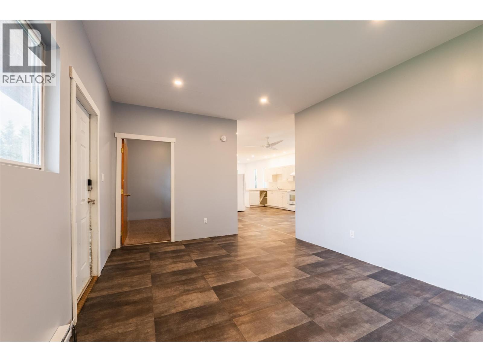 3118 Slocan Park Road, Slocan Park, British Columbia  V0G 2E0 - Photo 8 - 10383489