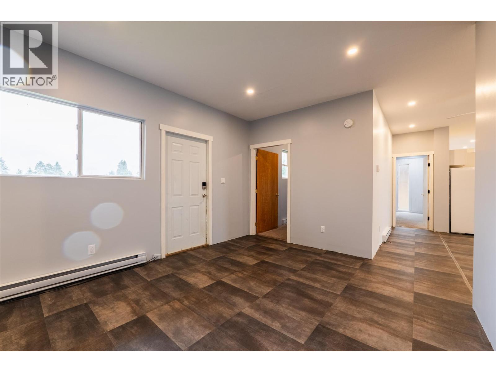 3118 Slocan Park Road, Slocan Park, British Columbia  V0G 2E0 - Photo 9 - 10383489