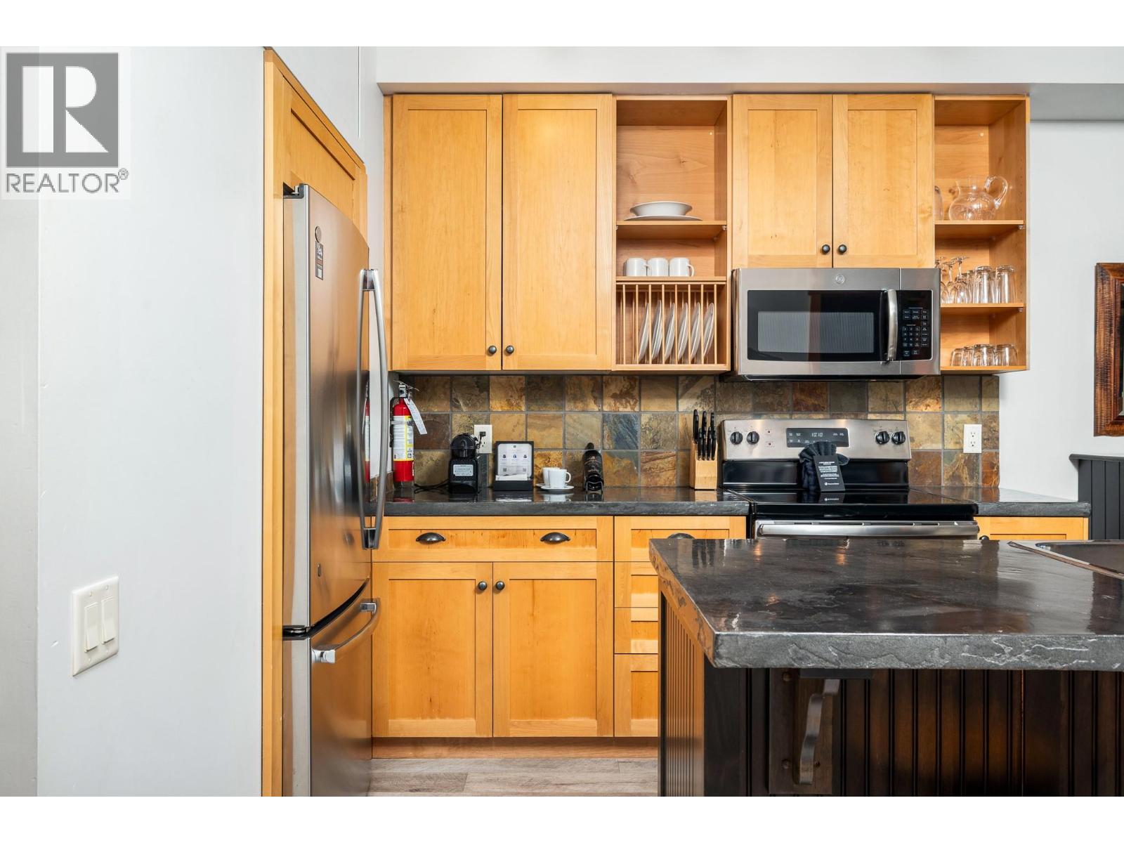 101 Village Centre Court Unit# 334, Vernon, British Columbia  V1H 1Y8 - Photo 2 - 10383691