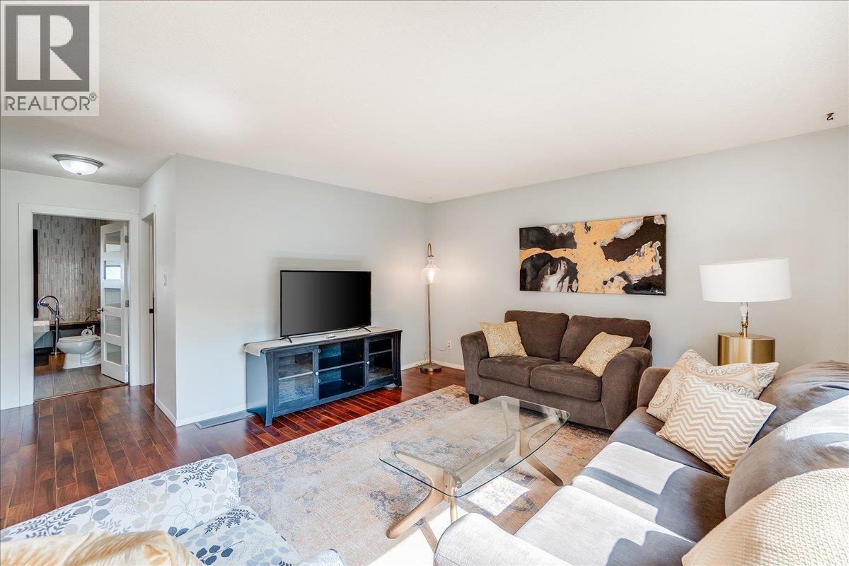 3710 Ladybird Road, Krestova, British Columbia  V0G 1H2 - Photo 13 - 10383433