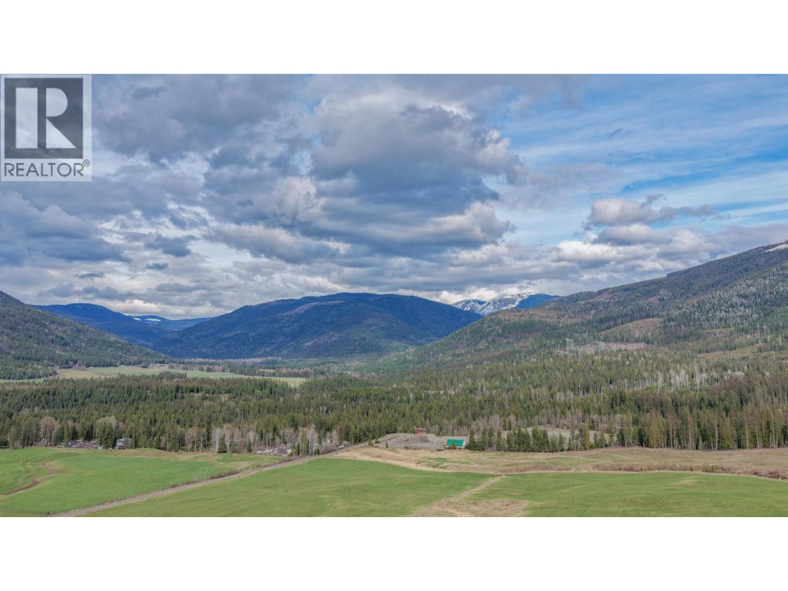 100 Campbell Road, Cherryville, British Columbia  V0E 2G3 - Photo 11 - 10383052