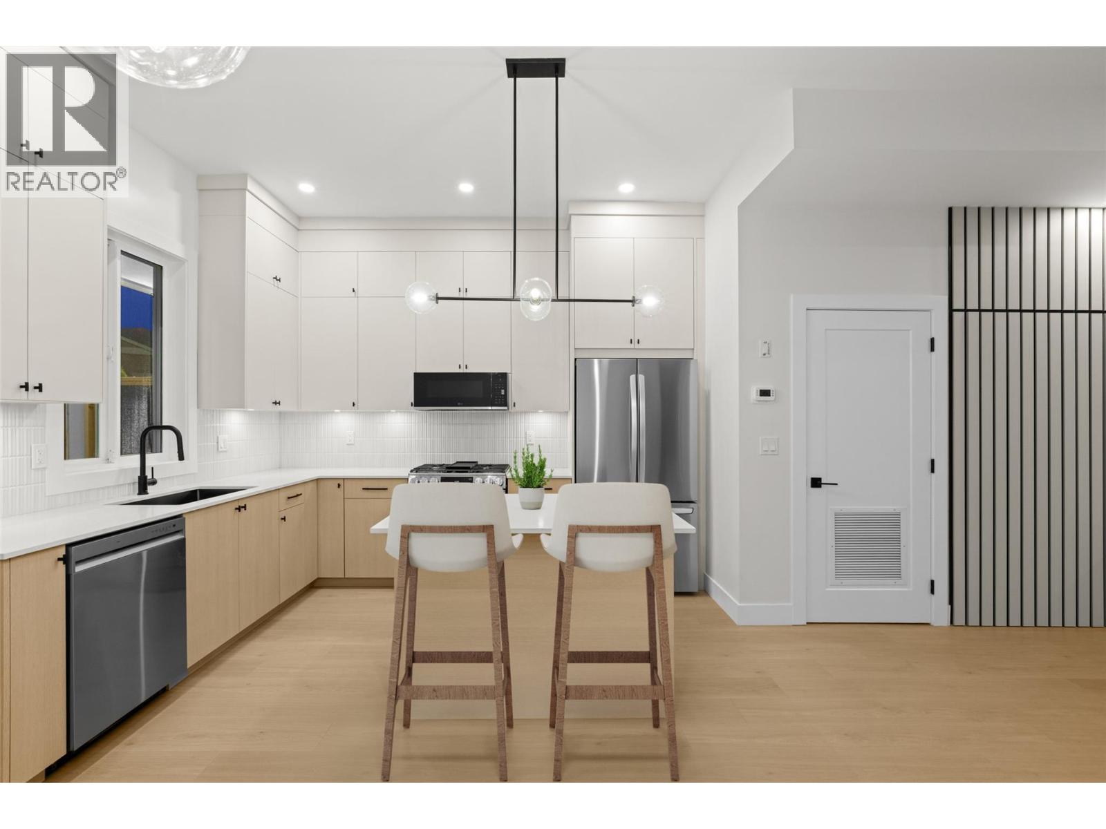 397 Chardonnay Avenue, Oliver, British Columbia  V0H 1T4 - Photo 14 - 10382912