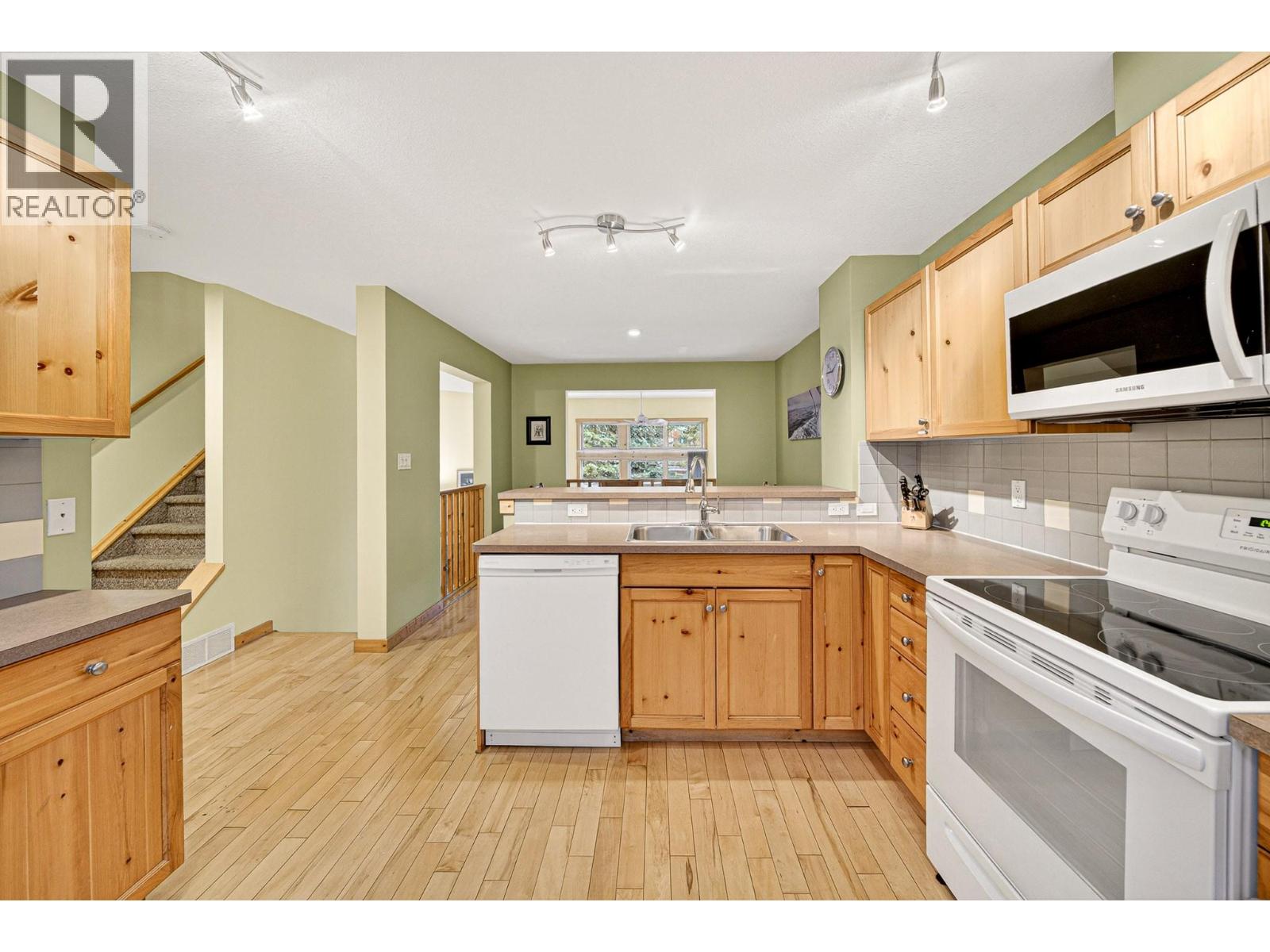 5 Estate Drive Unit# C, Fernie, British Columbia  V0B 1M4 - Photo 19 - 10382016