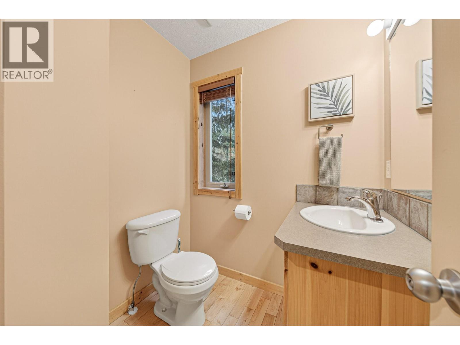 5 Estate Drive Unit# C, Fernie, British Columbia  V0B 1M4 - Photo 28 - 10382016