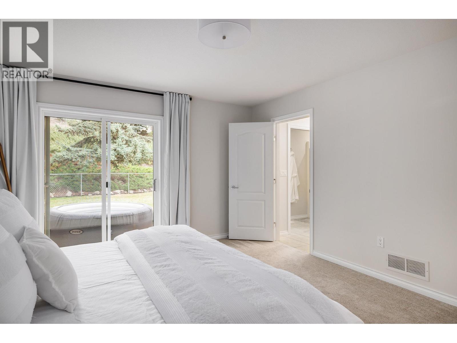 2321 Lillooet Crescent, Kelowna, British Columbia  V1V 1T1 - Photo 12 - 10383726