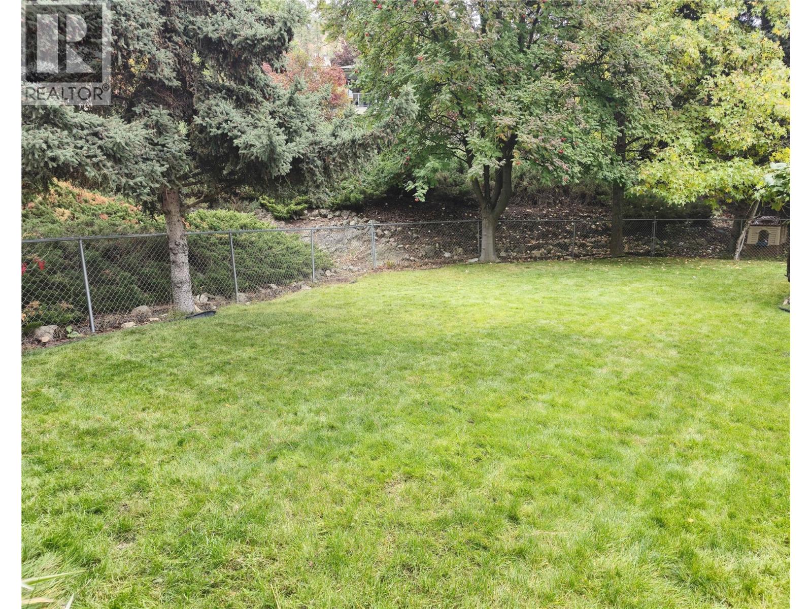 2321 Lillooet Crescent, Kelowna, British Columbia  V1V 1T1 - Photo 33 - 10383726