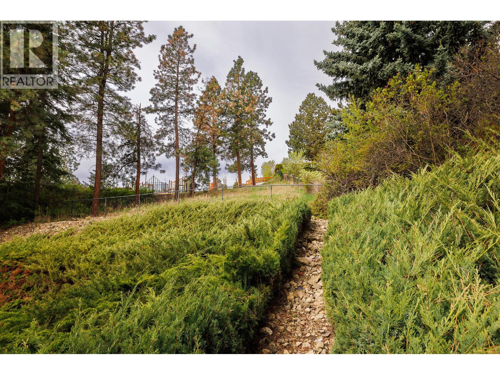 2321 Lillooet Crescent, Kelowna, British Columbia  V1V 1T1 - Photo 41 - 10383726