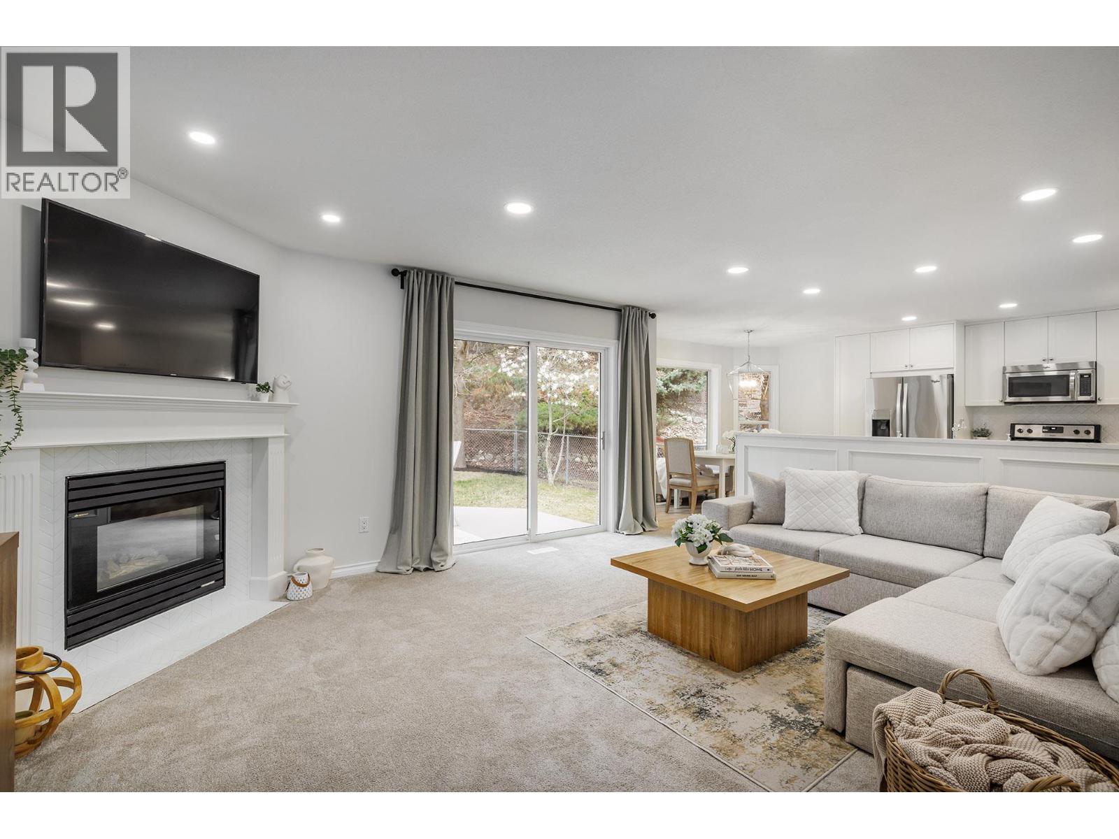 2321 Lillooet Crescent, Kelowna, British Columbia  V1V 1T1 - Photo 5 - 10383726