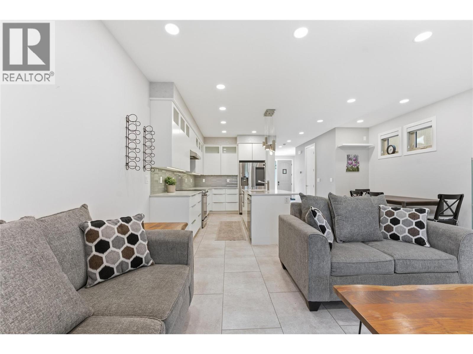 7373 Brooks Lane Unit# 8, Vernon, British Columbia  V1H 1G6 - Photo 10 - 10383053