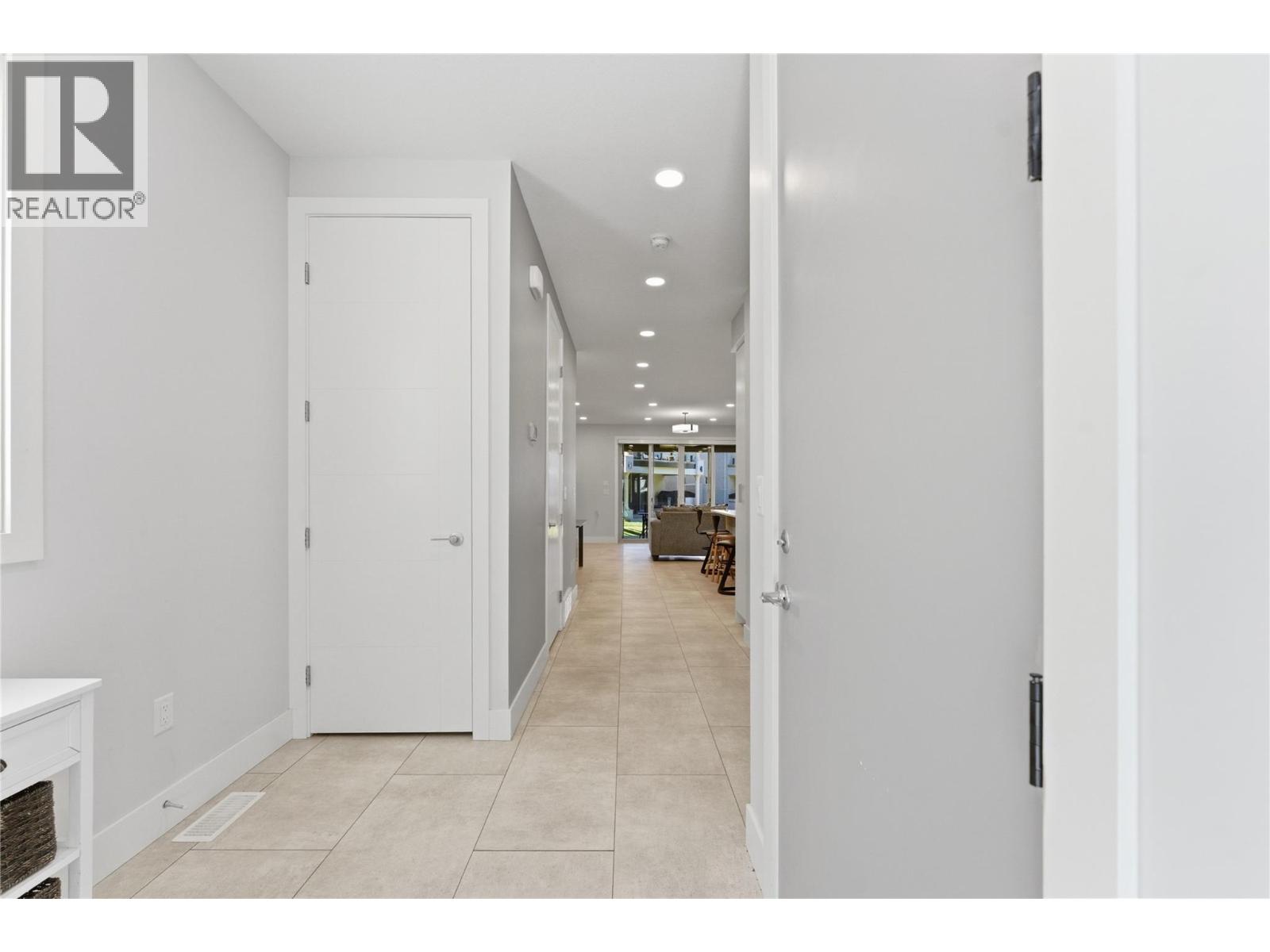 7373 Brooks Lane Unit# 8, Vernon, British Columbia  V1H 1G6 - Photo 18 - 10383053