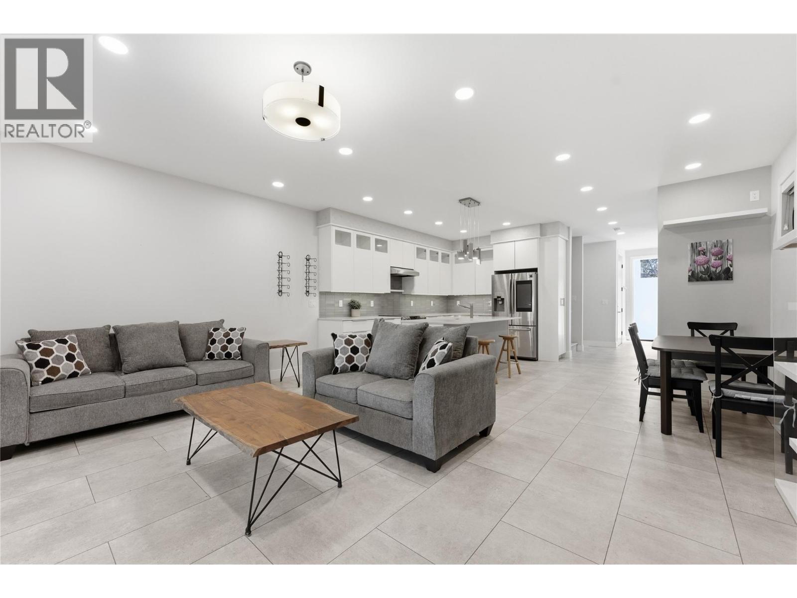 7373 Brooks Lane Unit# 8, Vernon, British Columbia  V1H 1G6 - Photo 9 - 10383053