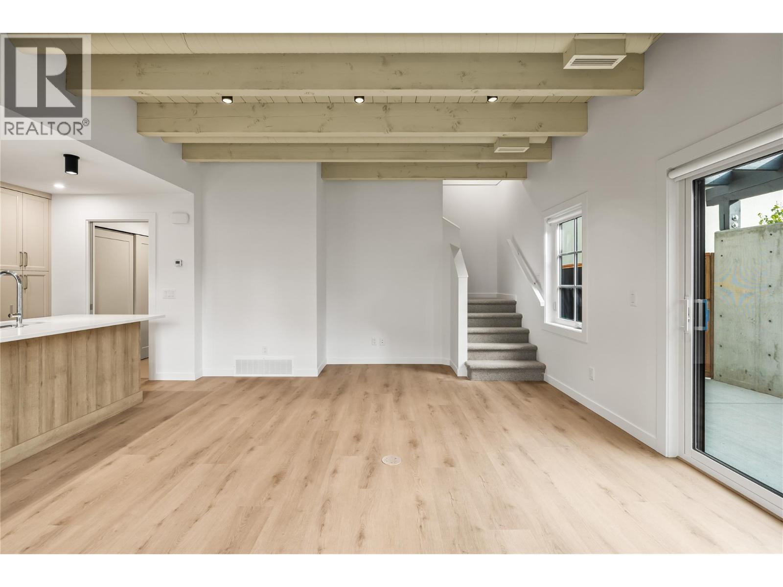 2957 Conlin Court Unit# 2, Kelowna, British Columbia  V1Y 7S7 - Photo 9 - 10383470