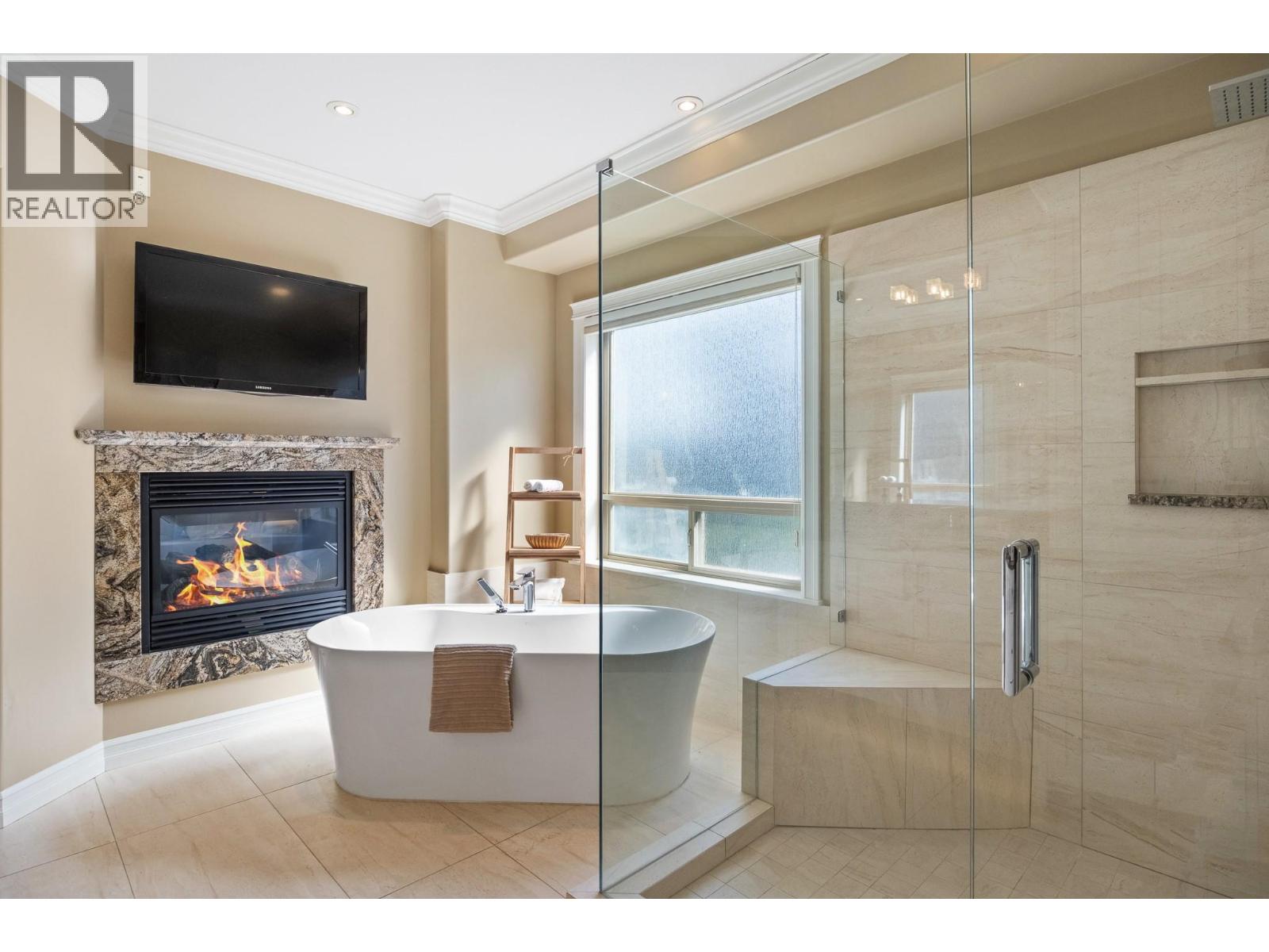 648 Almandine Court, Kelowna, British Columbia  V1W 4Z5 - Photo 22 - 10383562