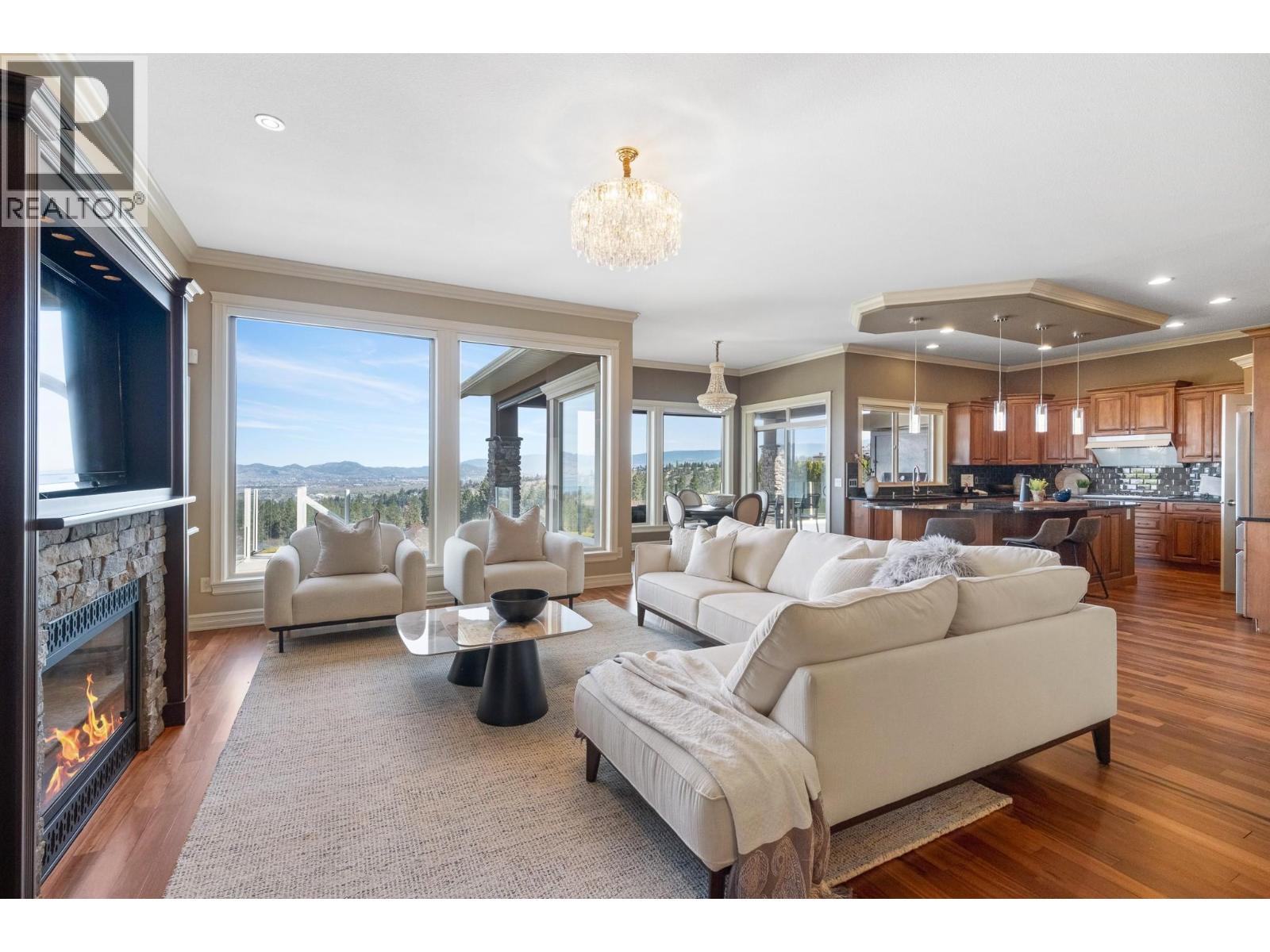 648 Almandine Court, Kelowna, British Columbia  V1W 4Z5 - Photo 7 - 10383562