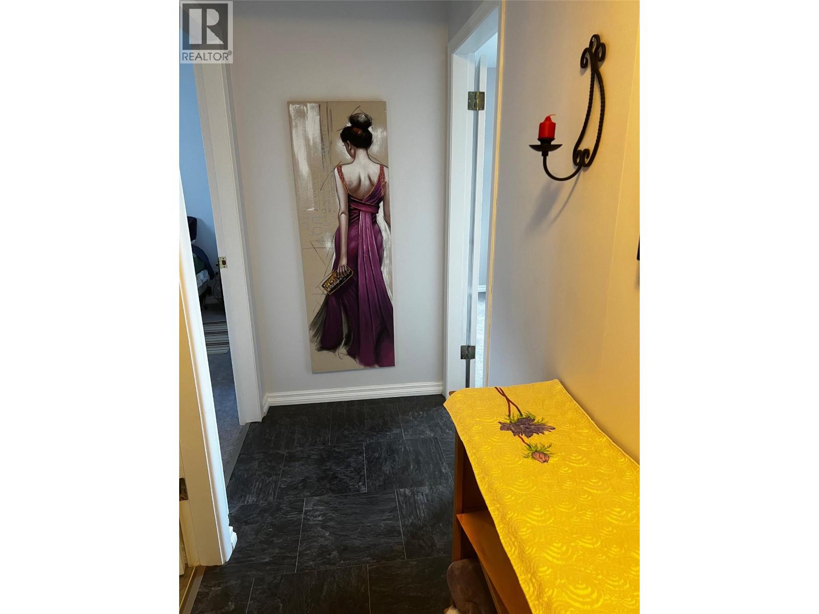 5702 Jackpine Lane, Osoyoos, British Columbia  V0H 1V3 - Photo 9 - 10383514