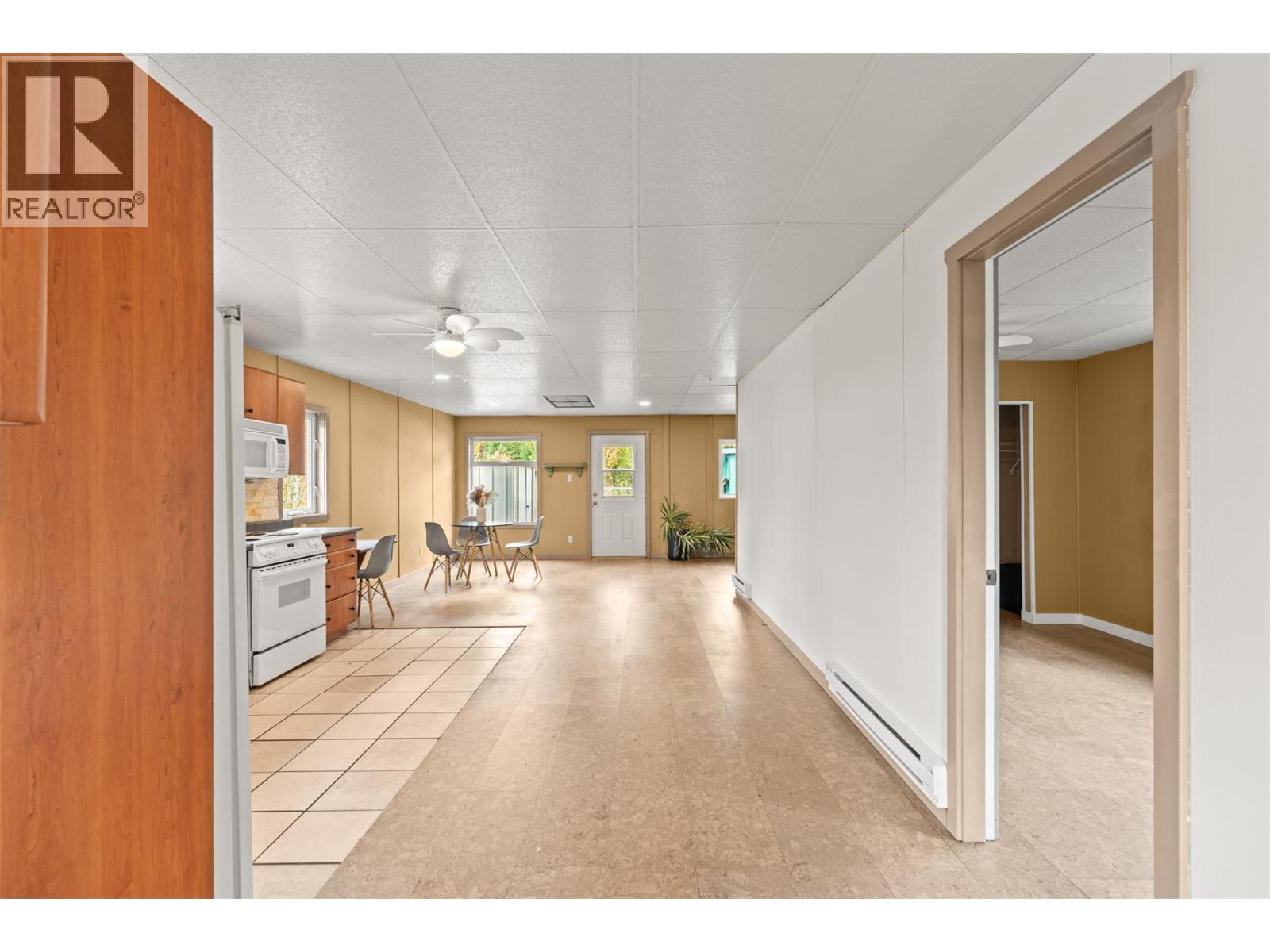 959 Enderby Mabel Lake Road Unit# 11, Enderby, British Columbia  V4Y 4K7 - Photo 5 - 10366837