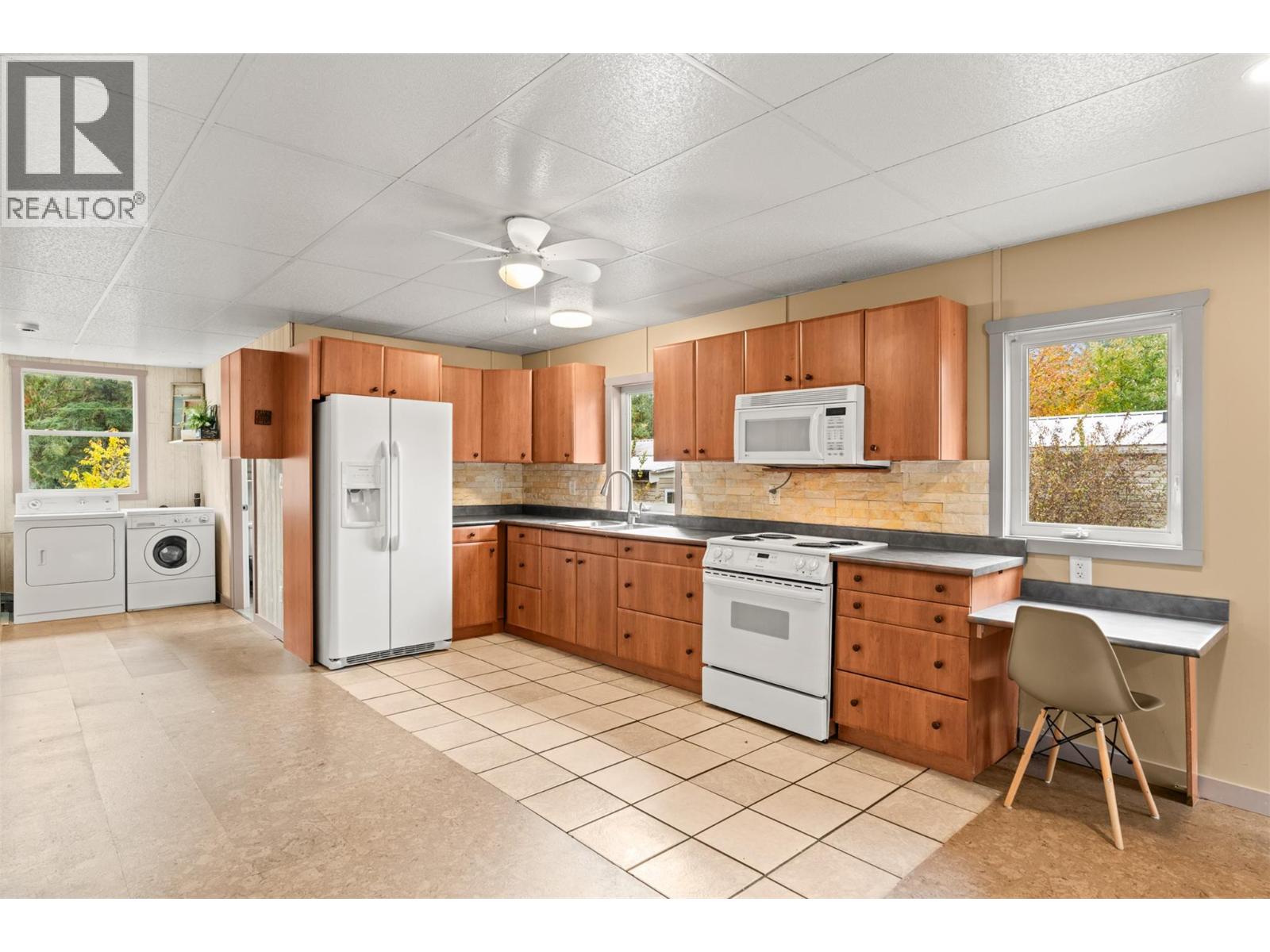 959 Enderby Mabel Lake Road Unit# 11, Enderby, British Columbia  V4Y 4K7 - Photo 8 - 10366837