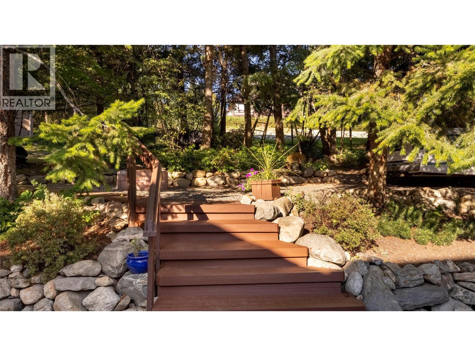 8215 Silver Star Road, Vernon, British Columbia  V1B 3M8 - Photo 58 - 10383706