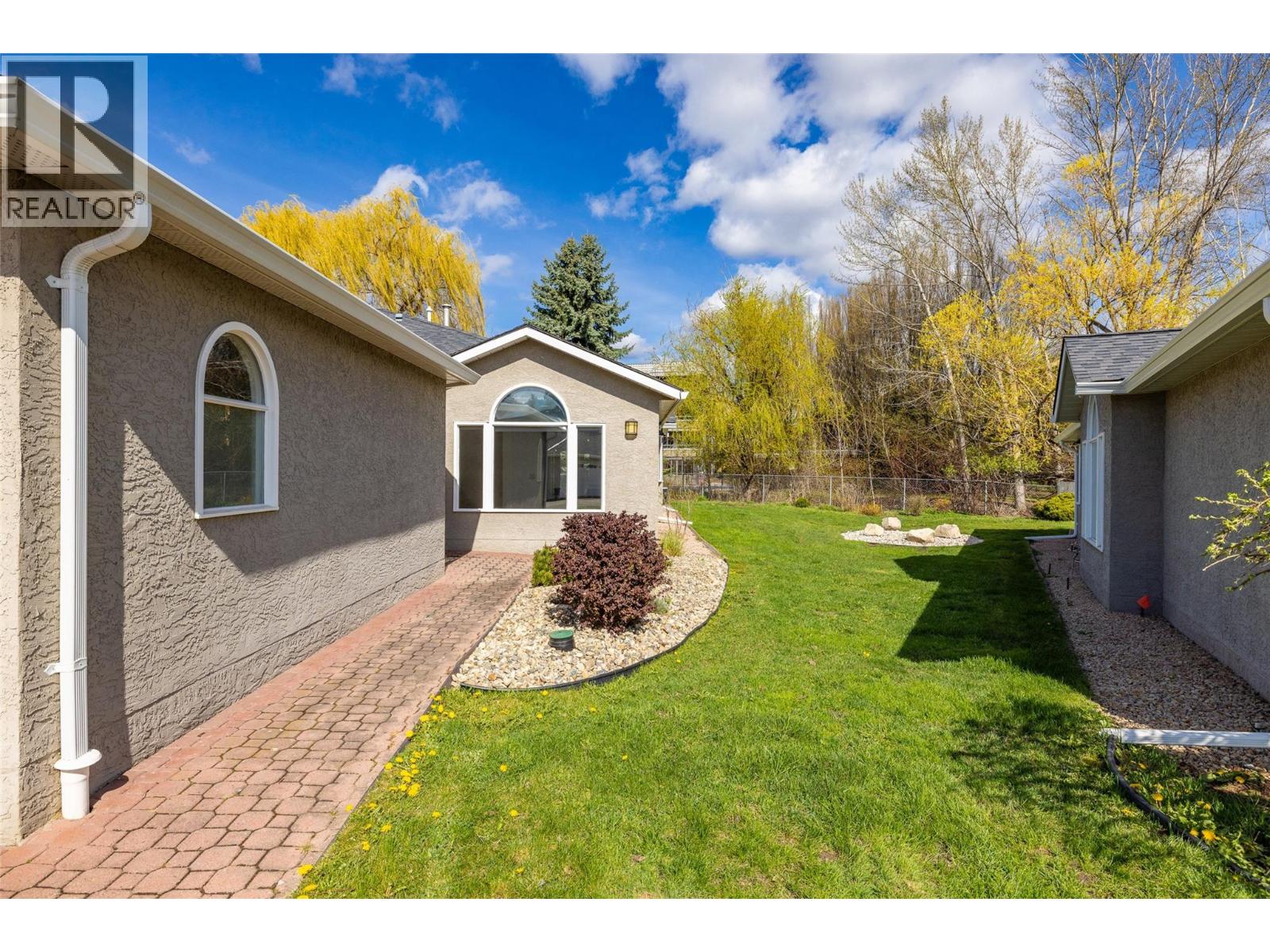 1020 Lanfranco Road Unit# 28, Kelowna, British Columbia  V1W 3W6 - Photo 4 - 10383484