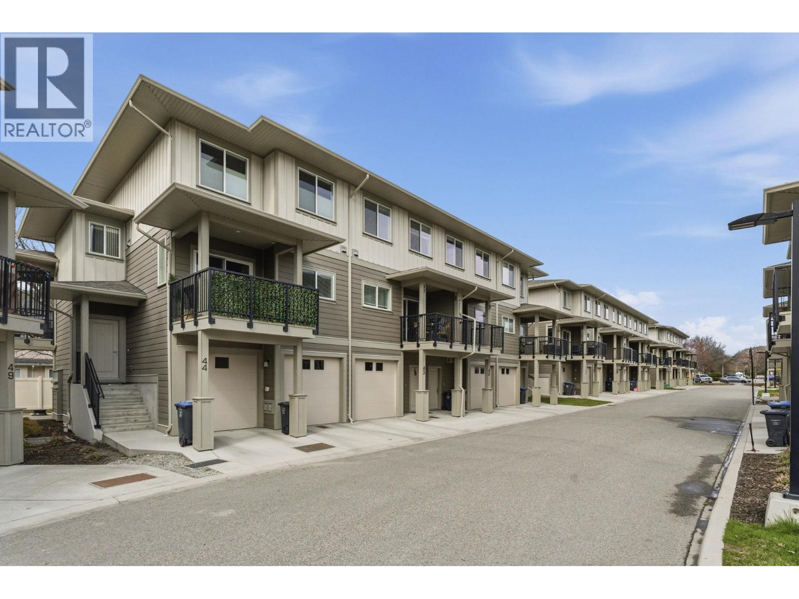 300 Drysdale Boulevard Unit# 43, Kelowna, British Columbia  V1V 3E6 - Photo 1 - 10382084