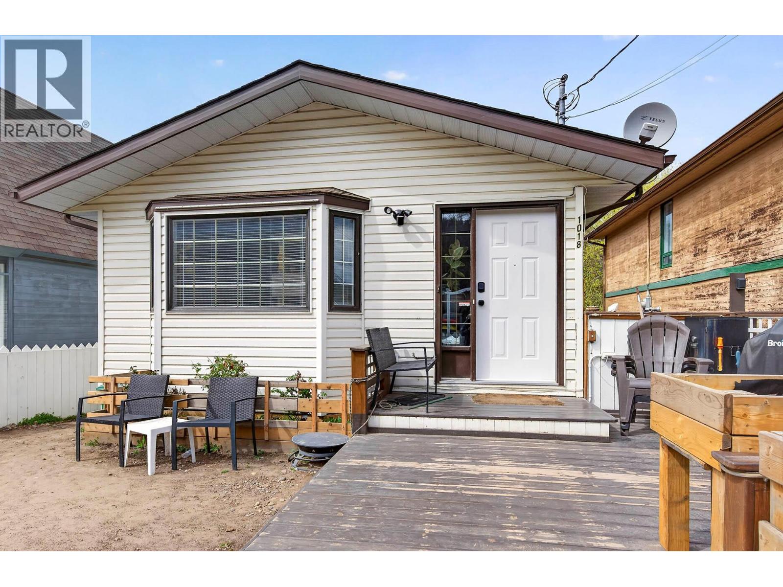 1018 Hillside Avenue, Chase, British Columbia  V0E 1M0 - Photo 1 - 10383717