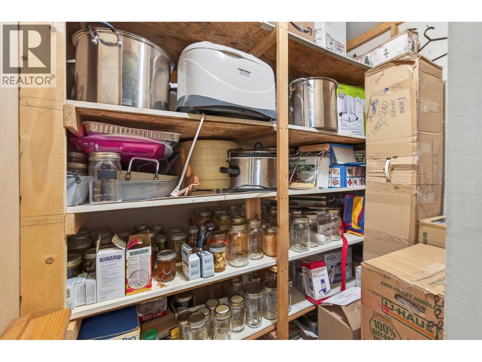 1018 Hillside Avenue, Chase, British Columbia  V0E 1M0 - Photo 34 - 10383717