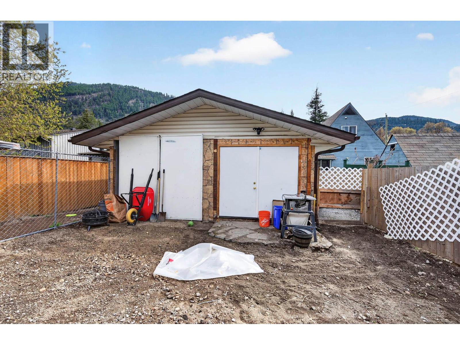 1018 Hillside Avenue, Chase, British Columbia  V0E 1M0 - Photo 43 - 10383717